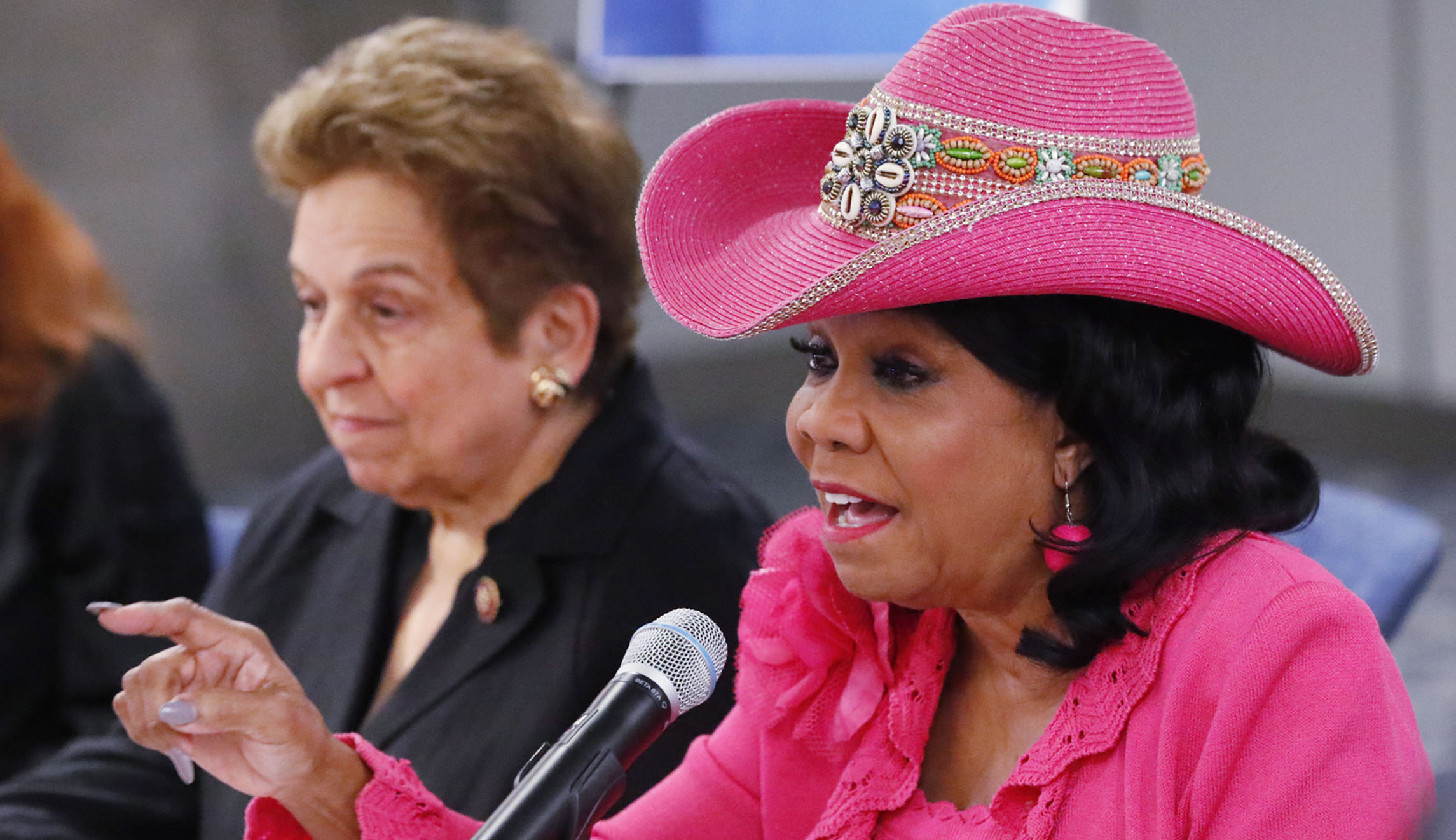 Rep Frederica Wilson Demands Prosecution For Those Who Mock Congress Online Washington Examiner
