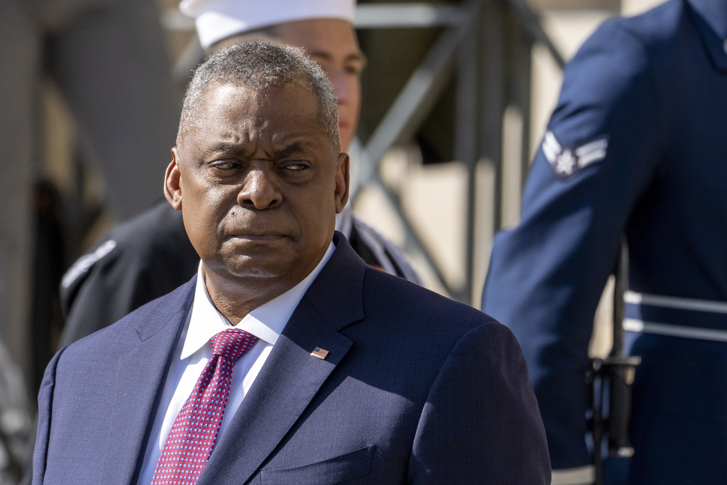 NextImg:Rep. Mike Rogers opens inquiry into Lloyd Austin's failure to disclose hospitalization
