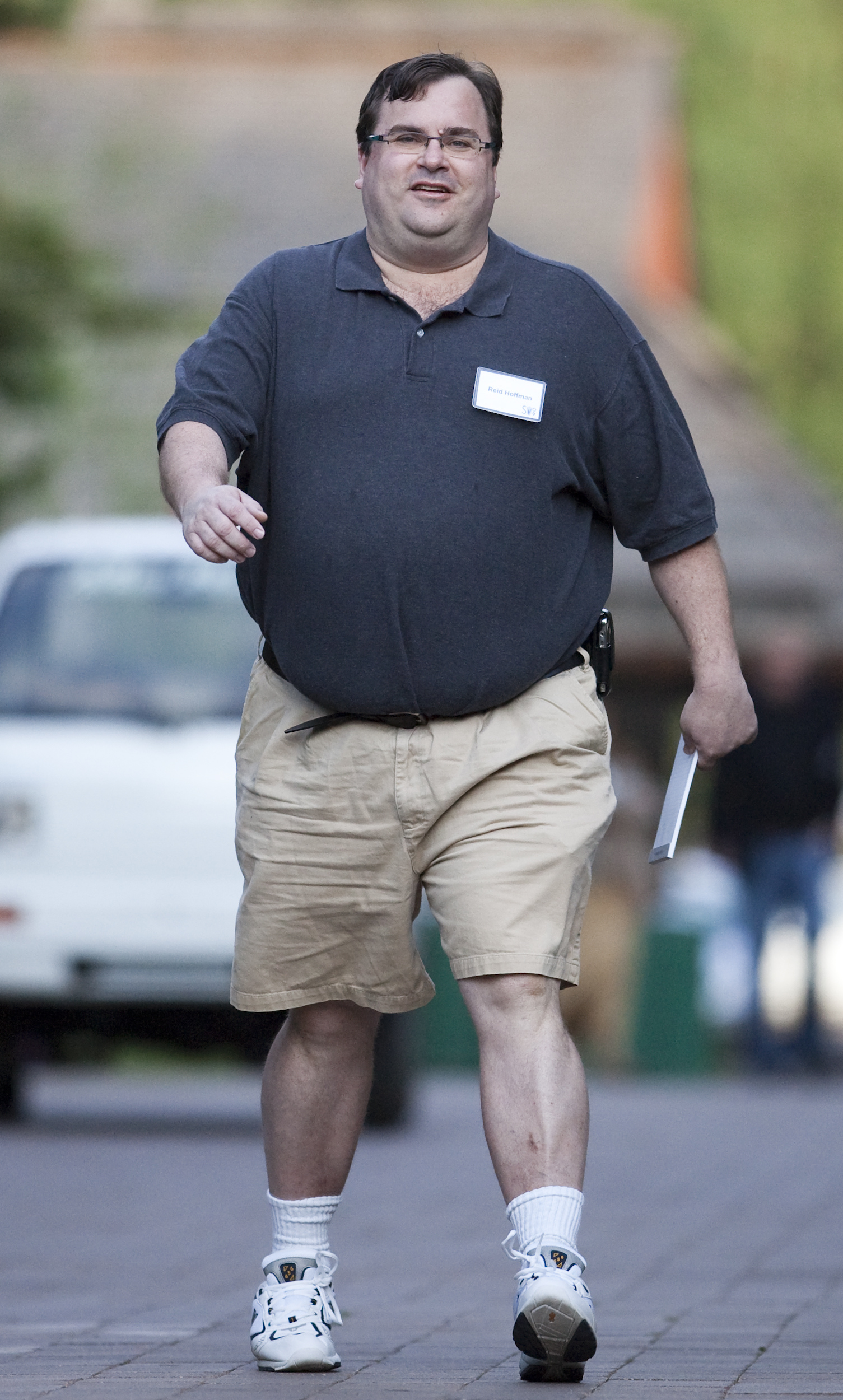 Who is Reid Hoffman? Billionaire LinkedIn founder bankrolling E Jean ...
