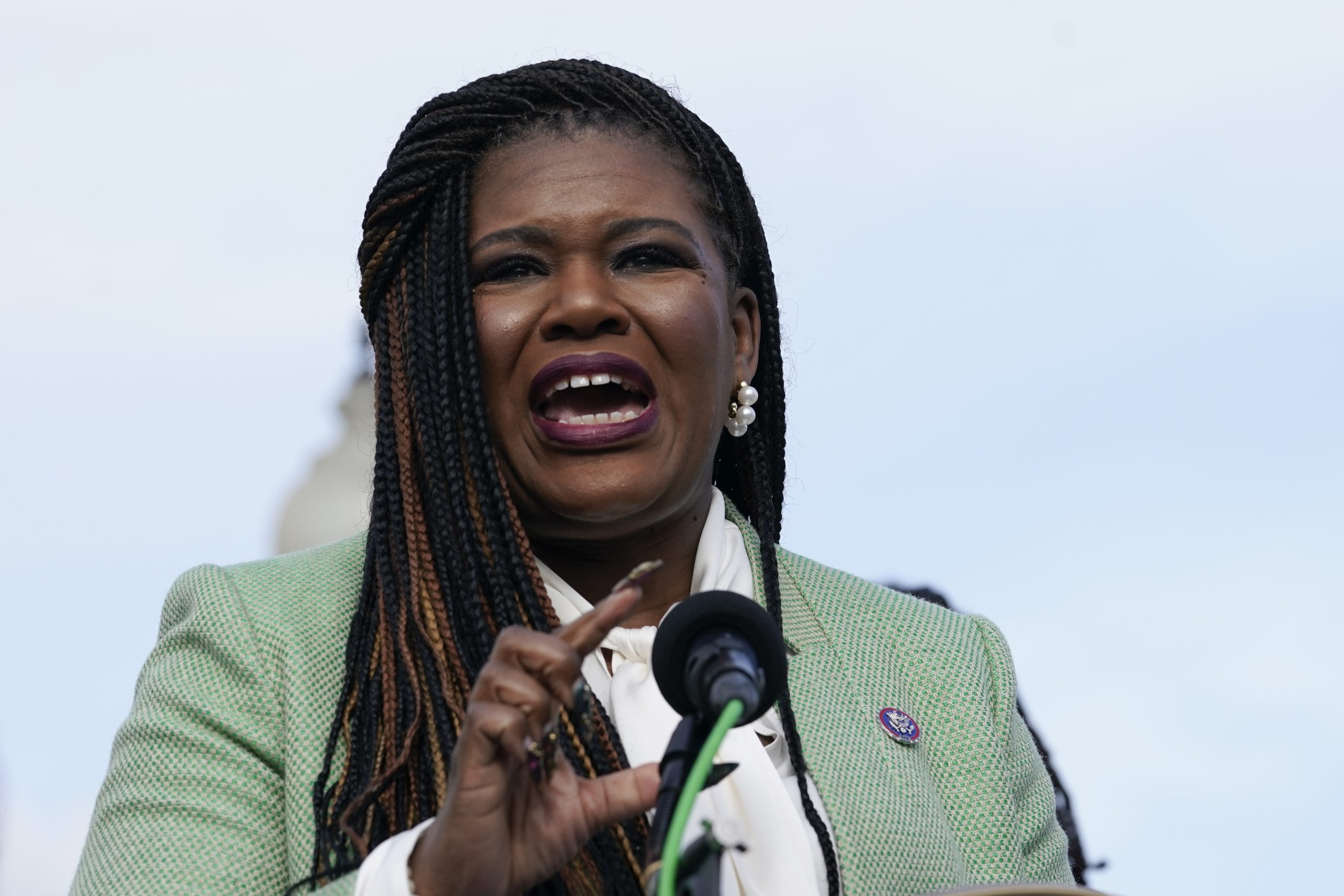 Cori Bush pushes for 14 trillion in reparations for black people