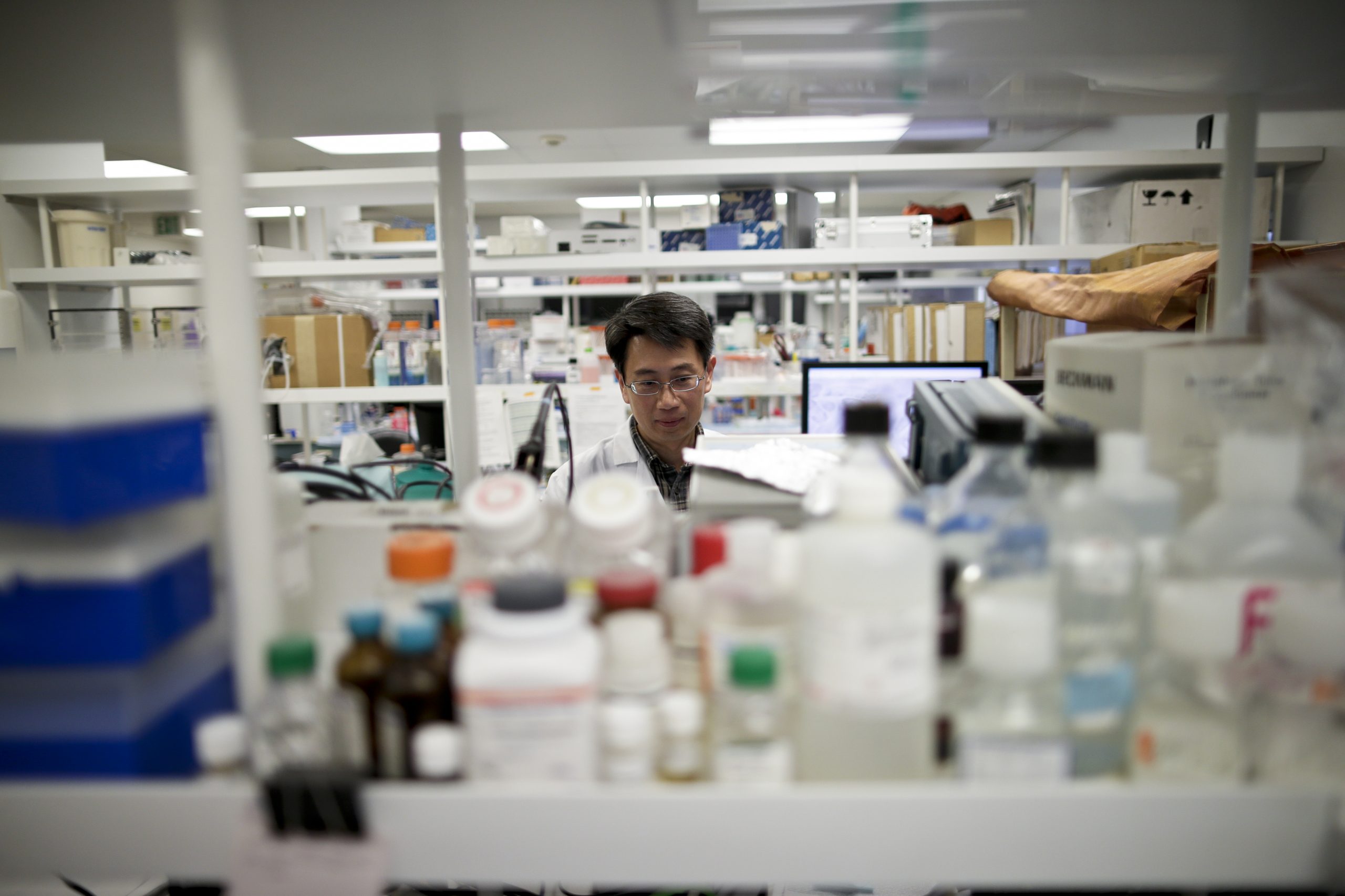 Affordable prescription drugs need bipartisan patent reform - Vimarsana News