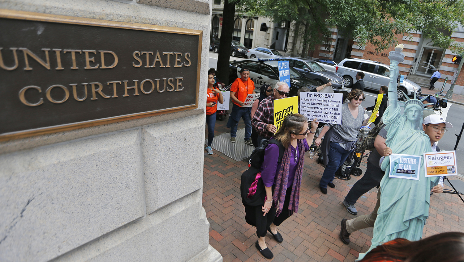 3 Clinton-appointed judges to hear travel ban case at 9th Circuit ...