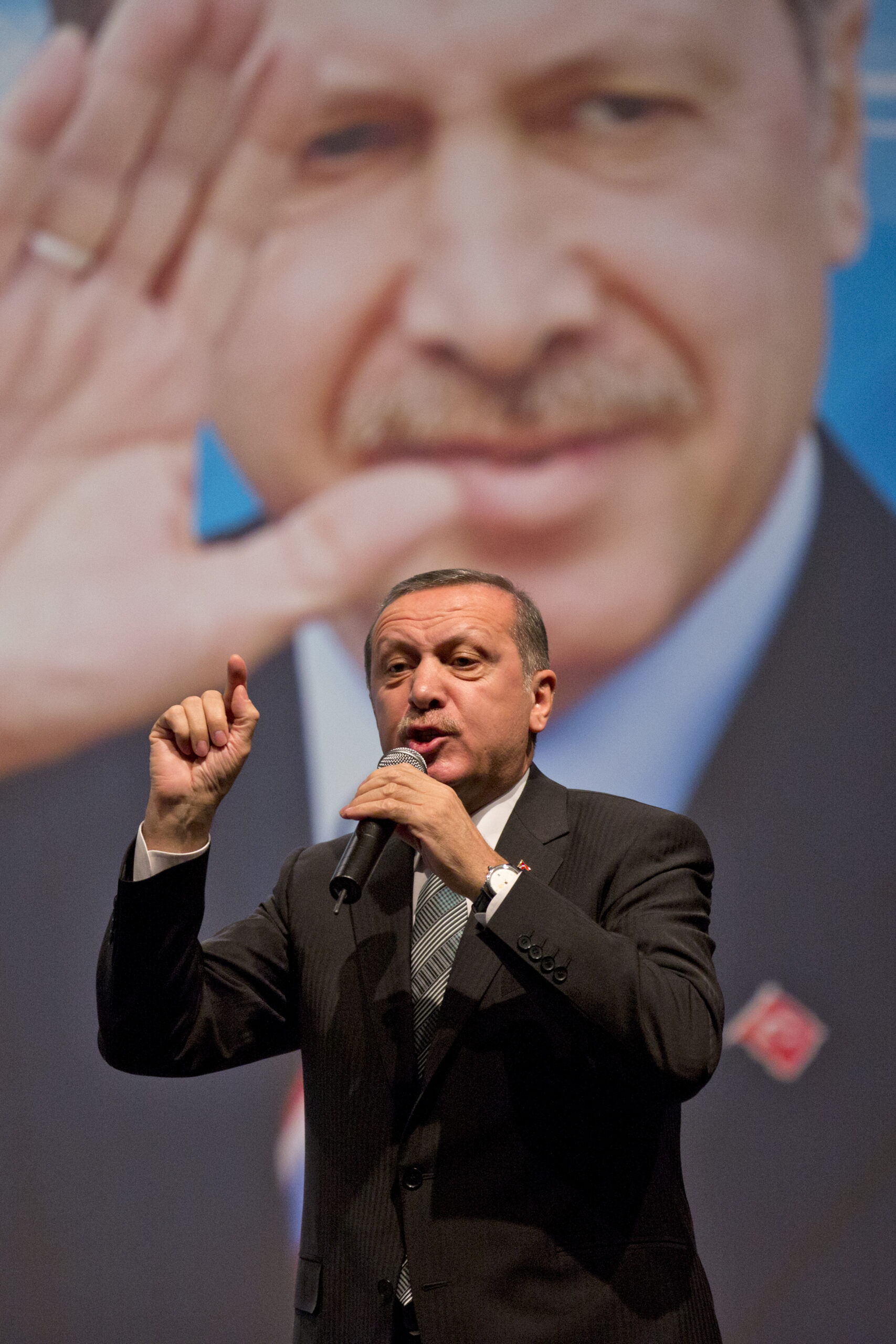 Erdogan seeks support from Turks abroad - Washington Examiner