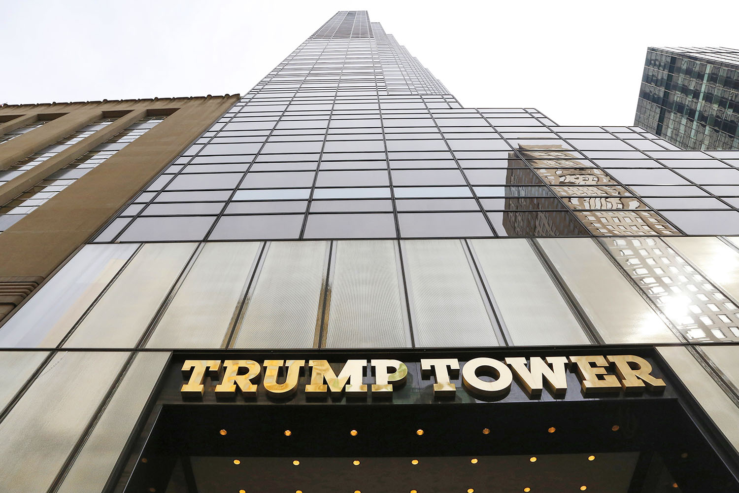 NextImg:The View hosts are ‘excited’ at prospect of ‘chains on Trump Tower’ - Washington Examiner