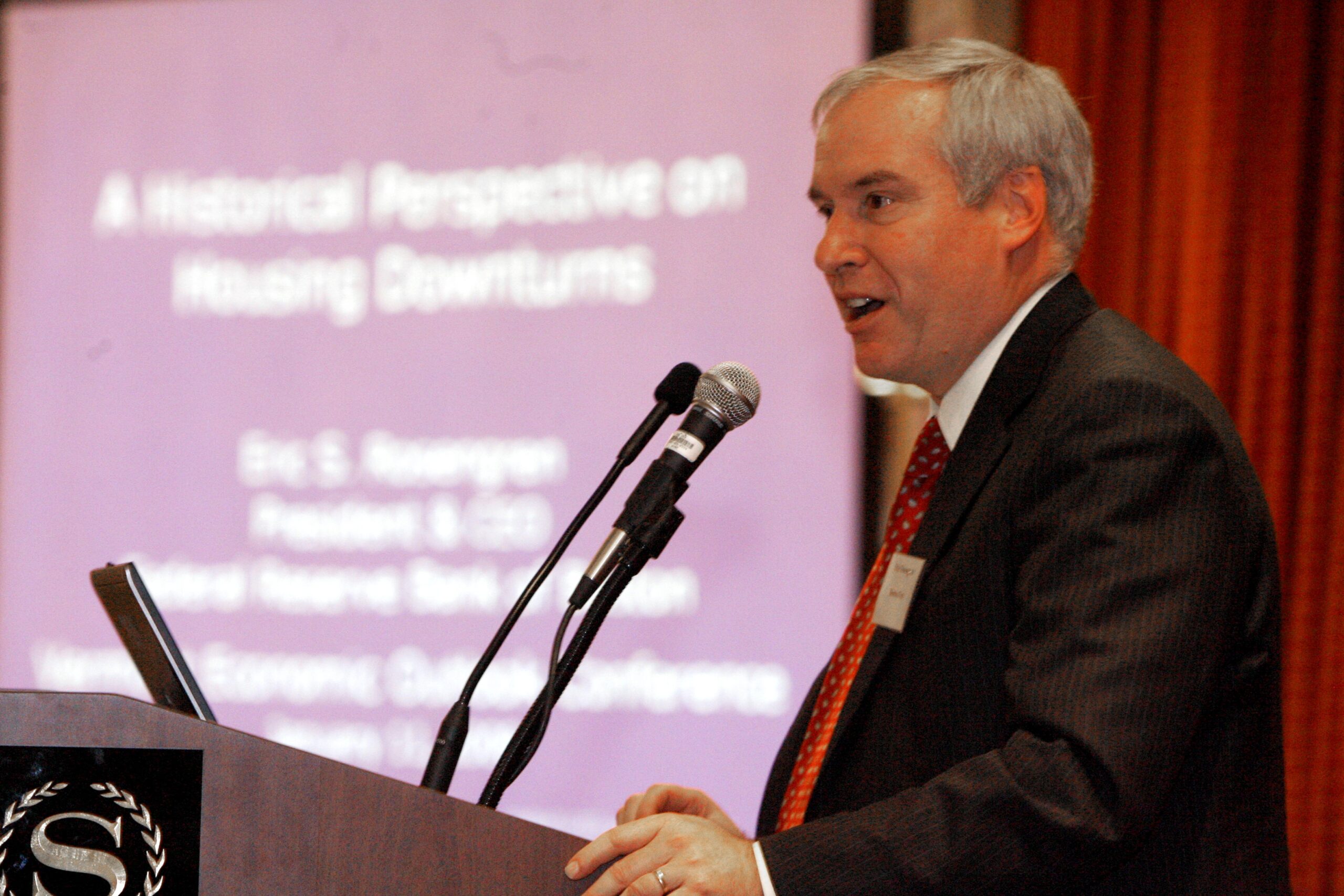 Fed official pushes for raising interest rates Washington Examiner