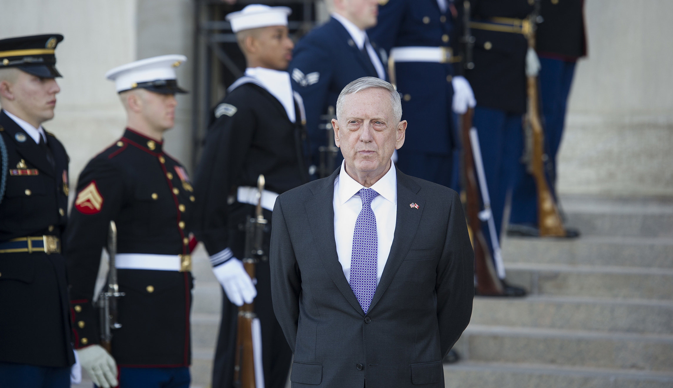 Us Military Chiefs Seek 6 Month Delay Before Allowing Transgender