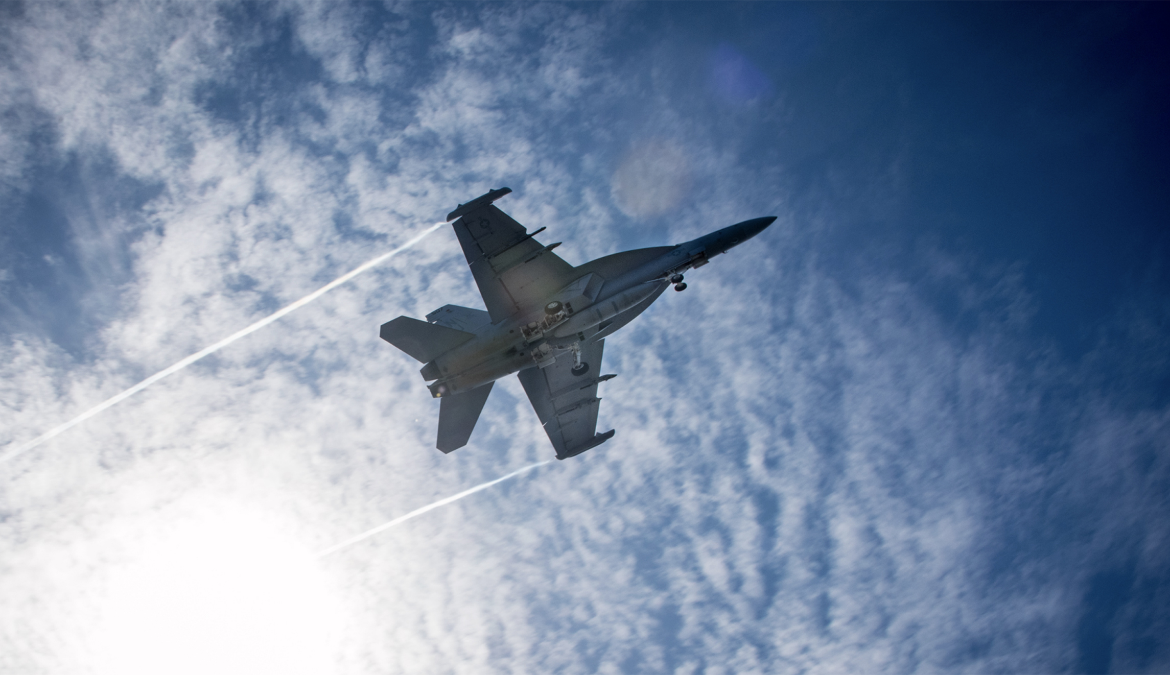 Navy acknowledges aircrew drew a penis in the sky over Washington - Washington Examiner