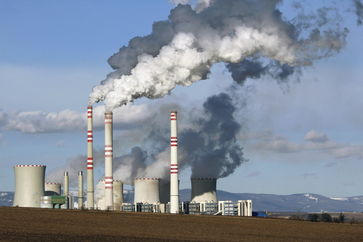 NextImg:Emissions dropped in 2023 for first time since pandemic, new data show - Washington Examiner