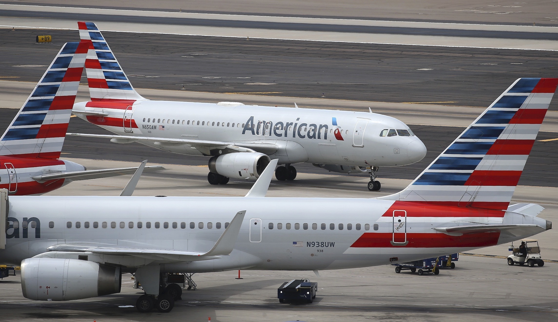 NextImg:Passengers getting bumped from flights for asylum-seekers: Report - Washington Examiner