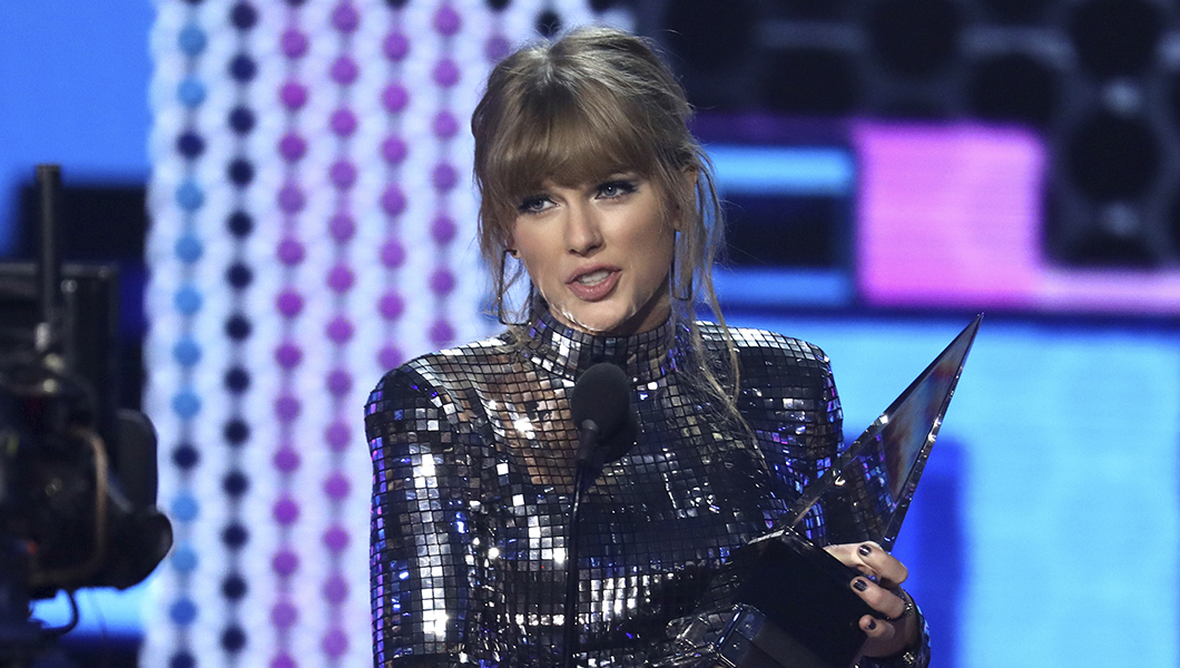 Taylor Swift Plunges Deeper Into Politics, Tells Ama Audience To Vote 