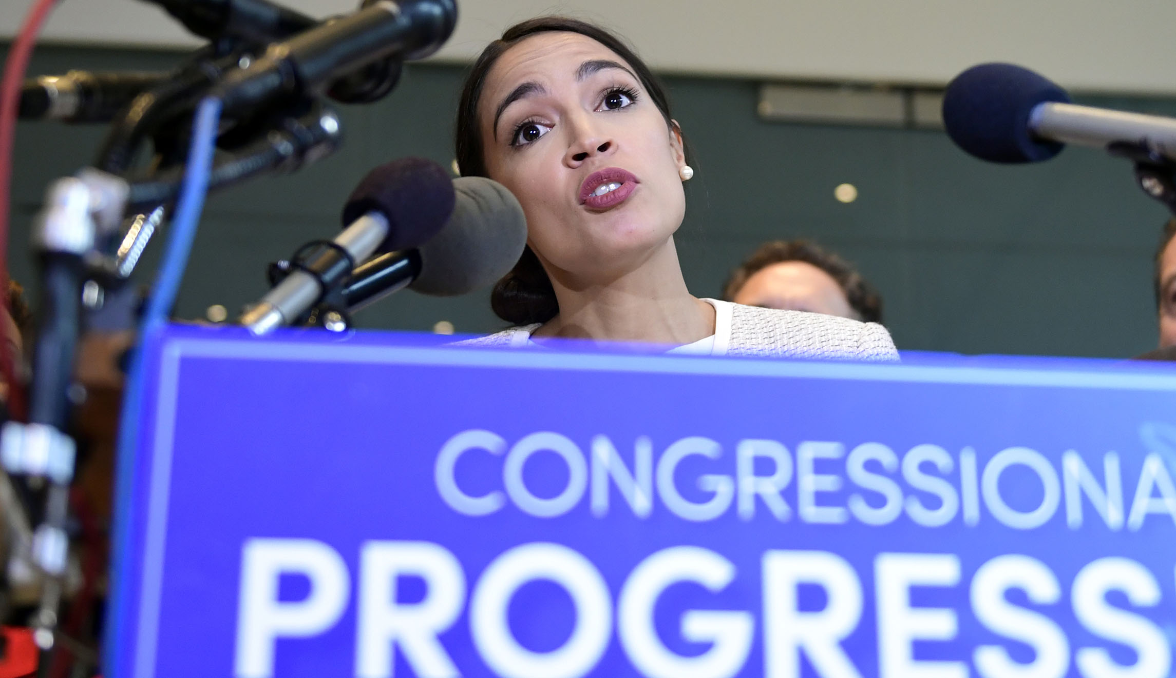 Alexandria Ocasio-Cortez Warns Amazon HQ2 Could Worsen Housing Crisis ...