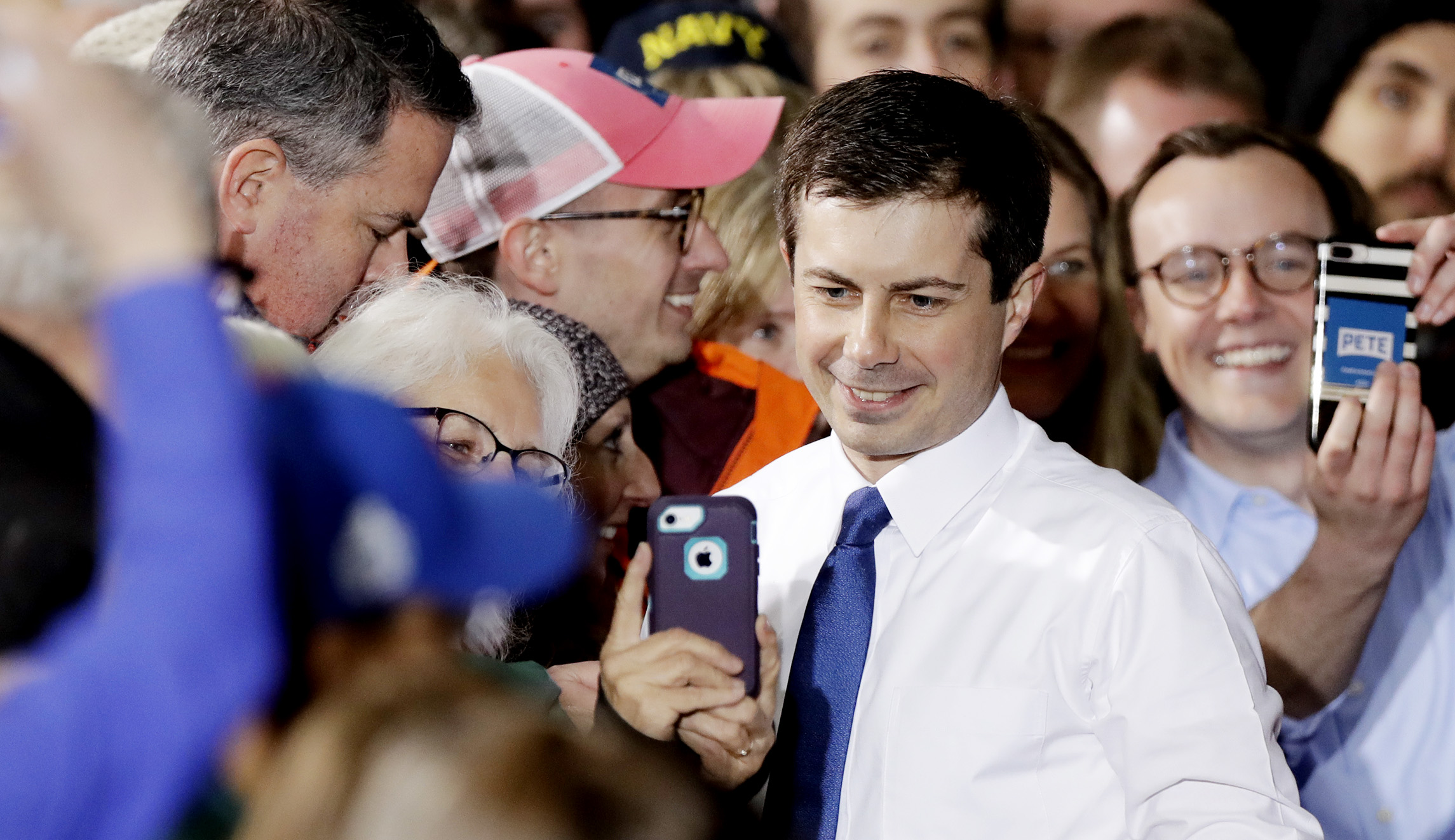 Pete Buttigieg Responding To Notre Dame Fire In Fluent French Goes ...