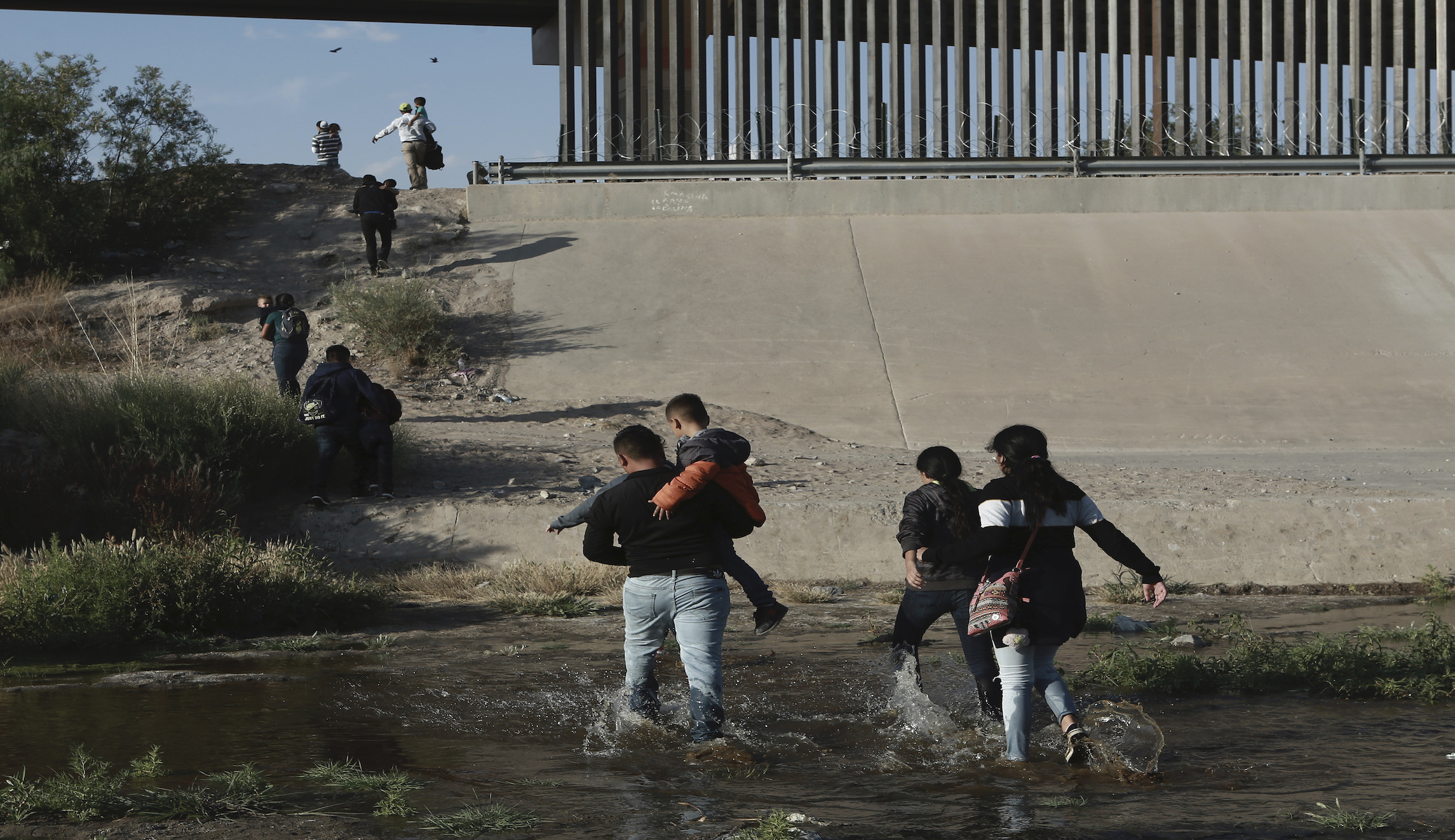 Most illegal crossings in 12 years: Border Patrol took 851,000 into custody during fiscal 2019 - Washington Examiner