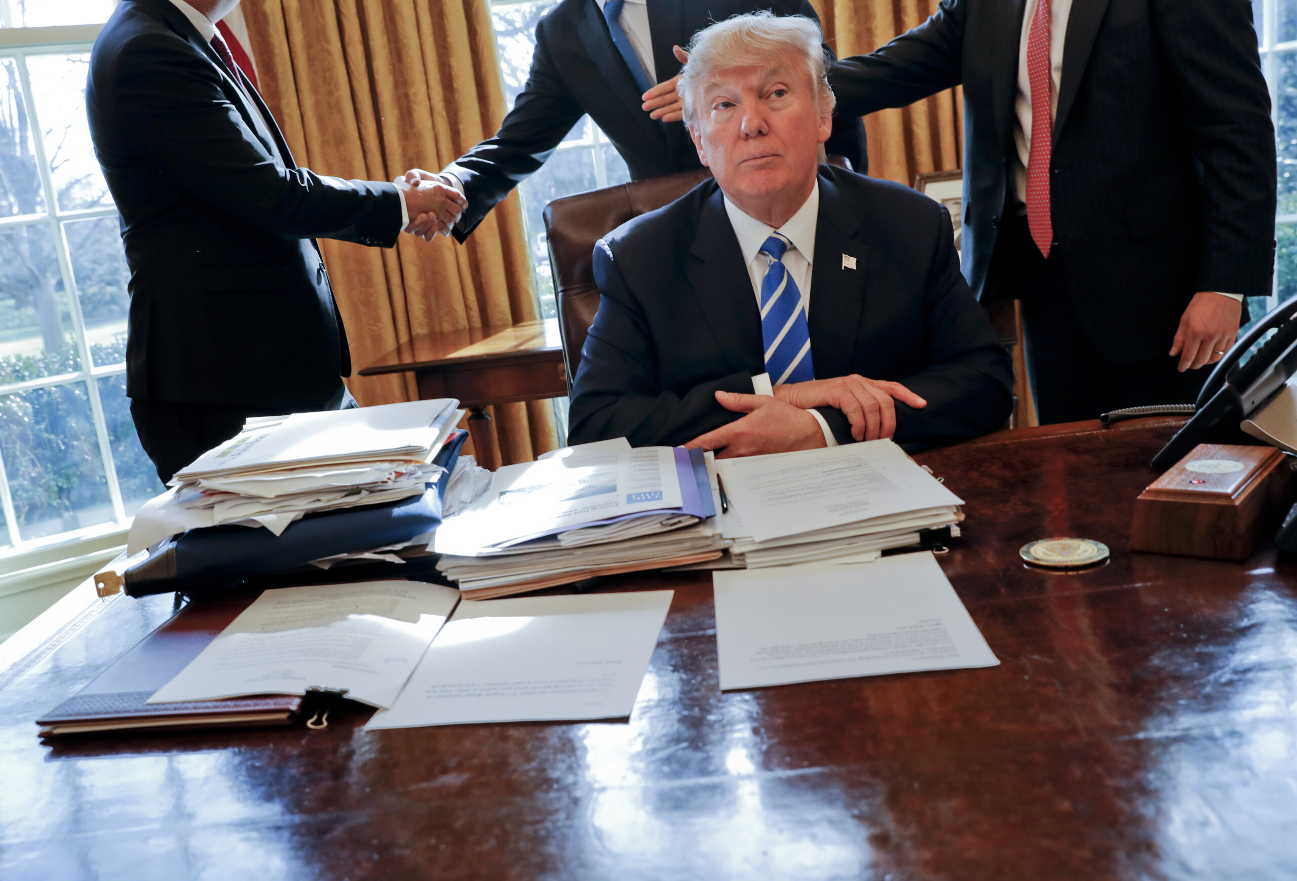Trump denies flushing papers down White House toilet - Washington Examiner