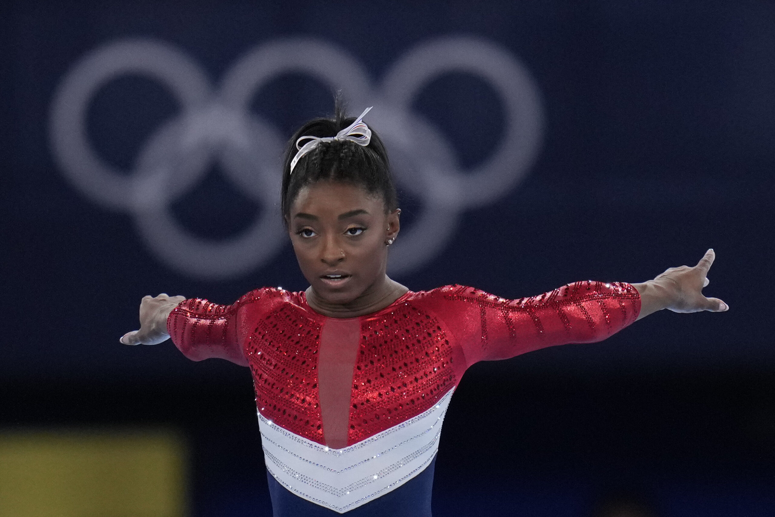 Simone Biles draws cheers — and jeers — for withdrawing from Olympic event  over mental health - Washington Examiner