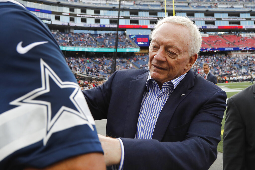 Jerry Jones Issues Apology For Using Derogatory Term For Little People ...