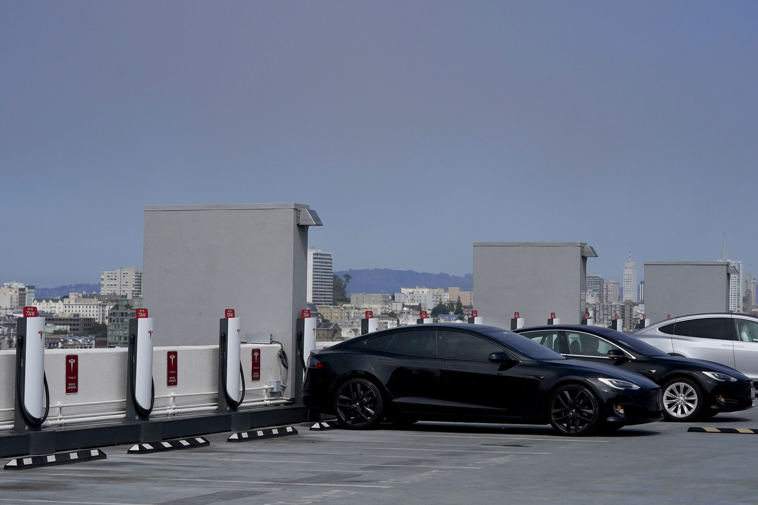 What to know about California electric vehicle rebate program moving to