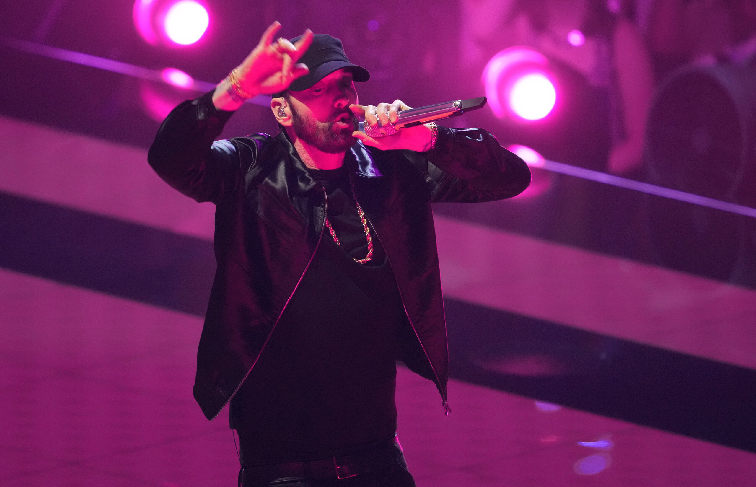 Listen Eminem Earns First No 1 Song On Billboards Christian Chart Washington Examiner