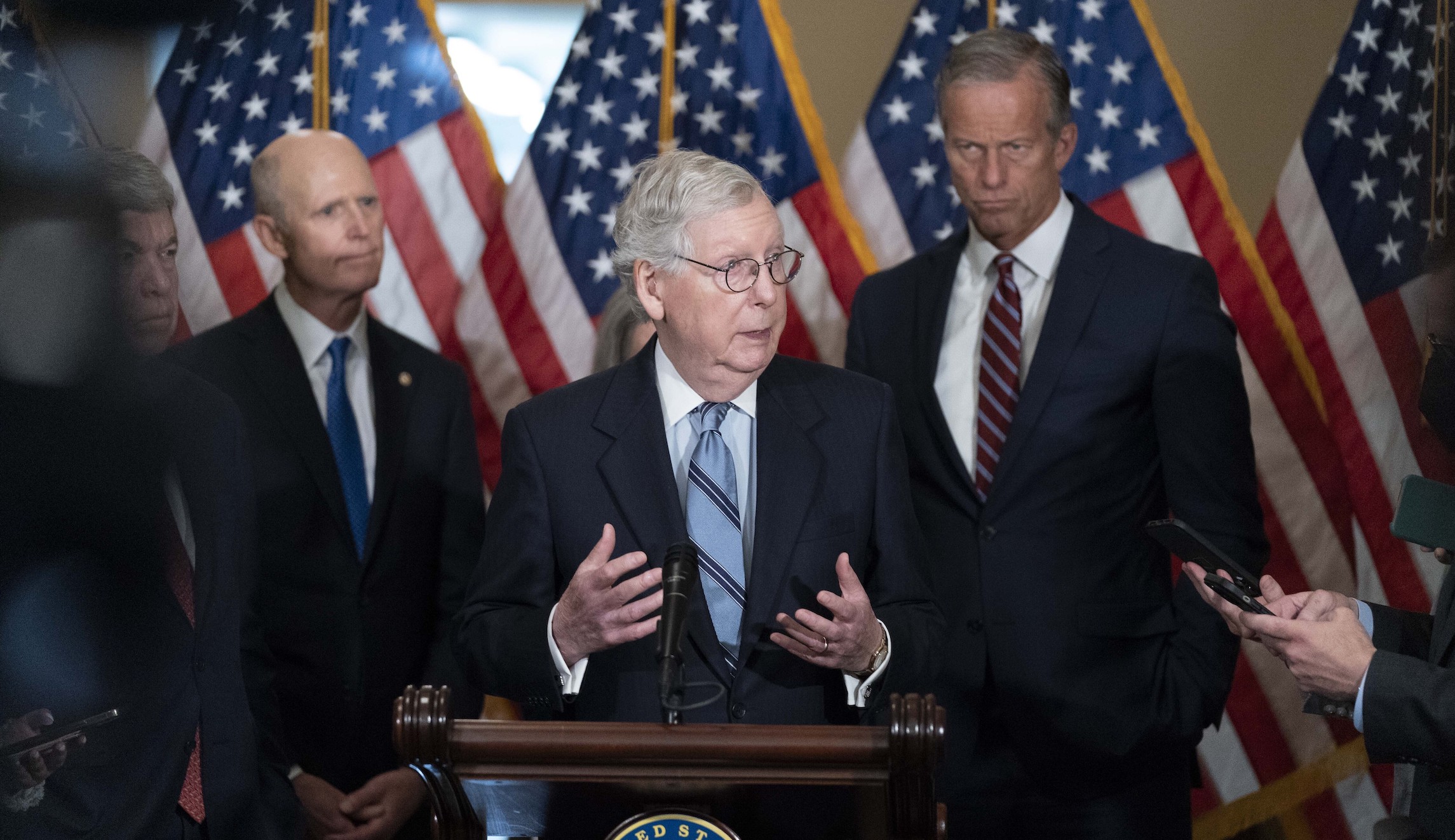 Mcconnell Calls Gop Governors Flying Migrants To Blue States A ‘good