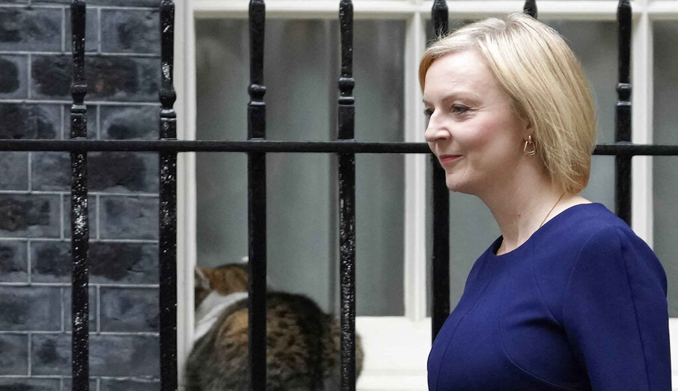 Liz Truss is gone — who can repair the sinking Conservative Party ship ...