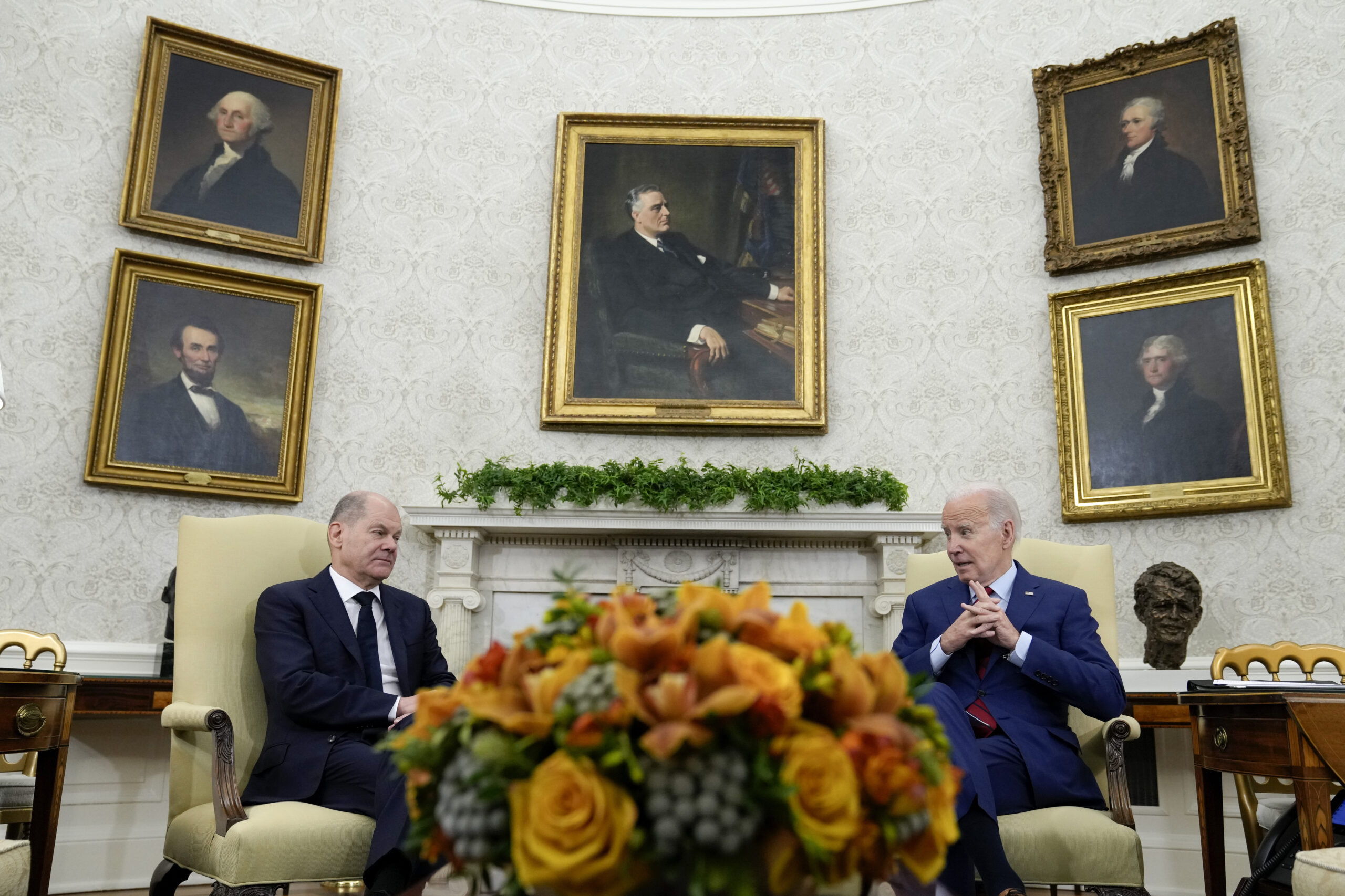 Biden And Scholz Mend Fences With White House Huddle Over Ukraine Washington Examiner 7121