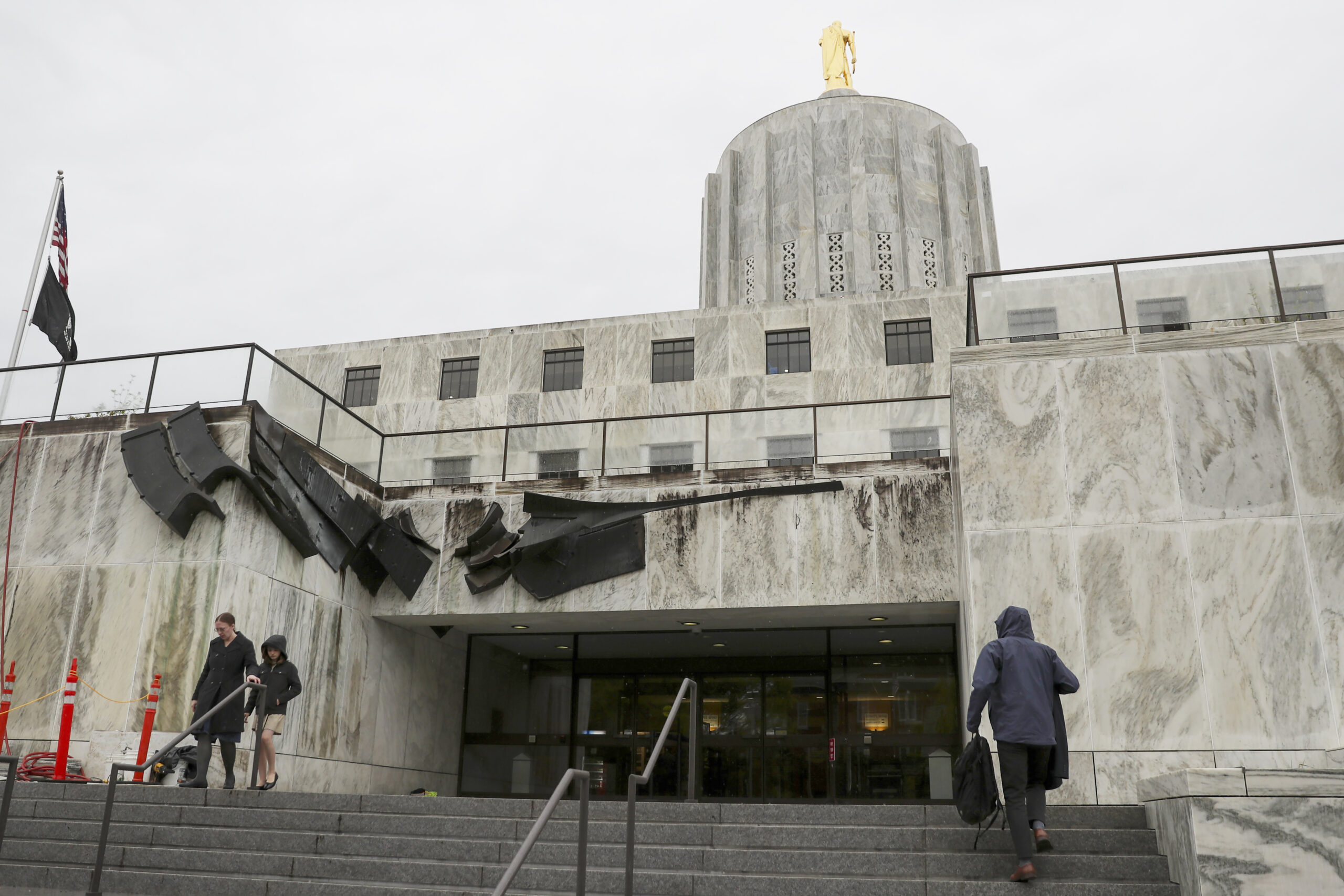 Oregon secretary of state says state Senate Republicans can’t run in