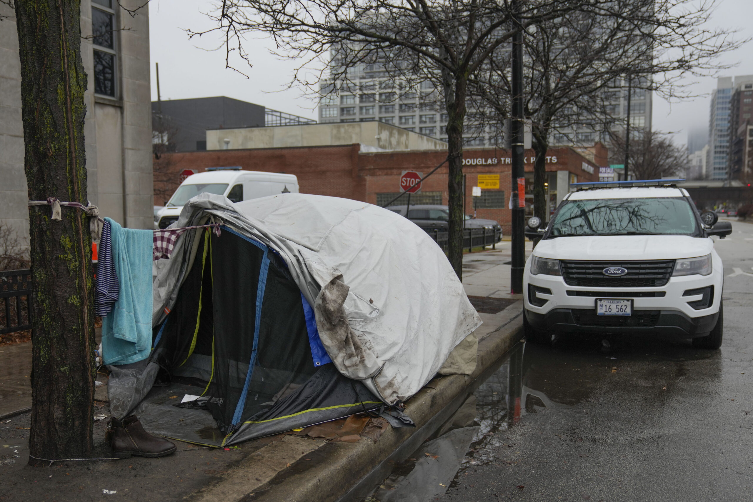 NextImg:As some push for more migrant resources, many Chicago residents are fed up - Washington Examiner