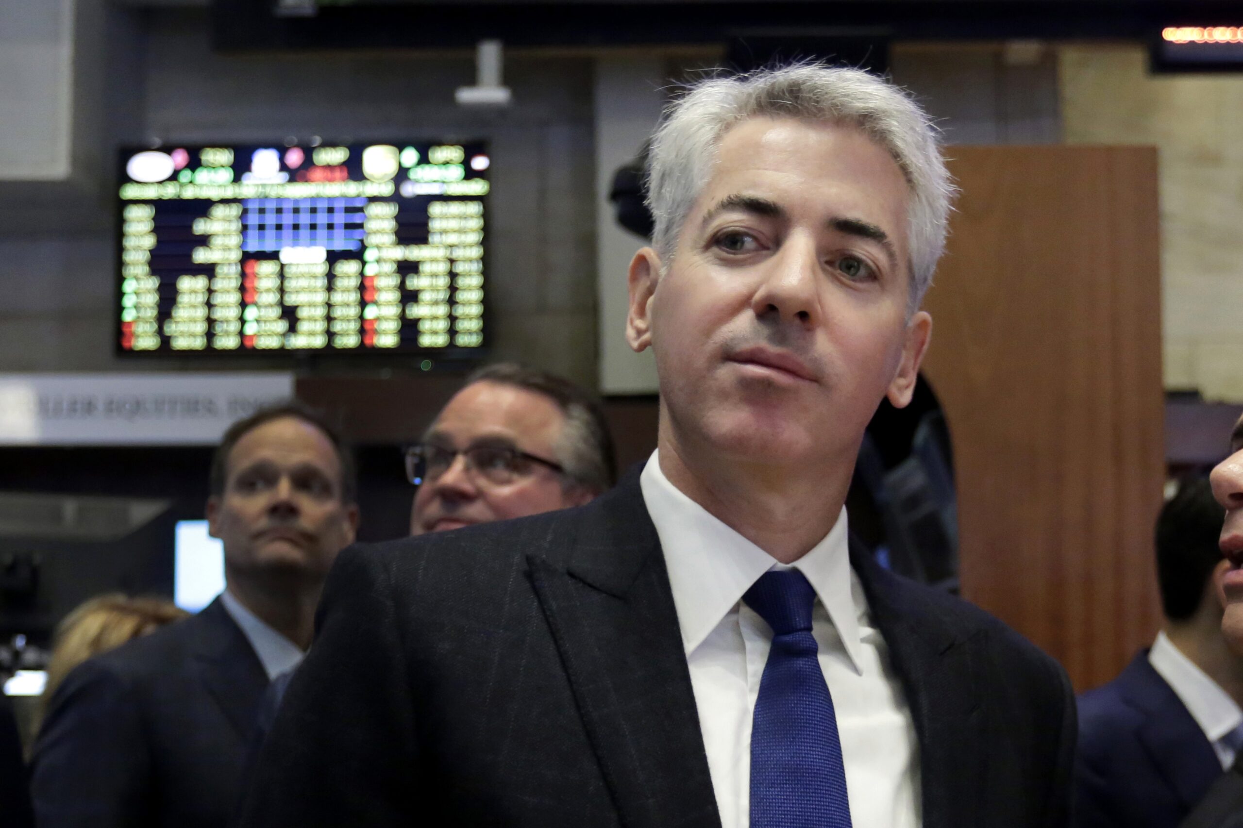 bill-ackman-grilled-by-conservatives-over-1-million-dean-phillips