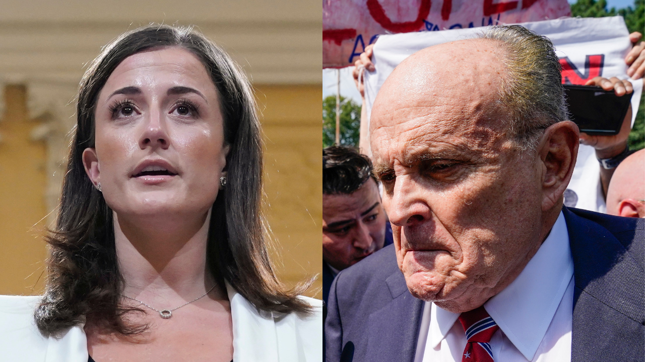 Ex-Trump Aide Cassidy Hutchinson Claims Rudy Giuliani Groped Her On Jan ...