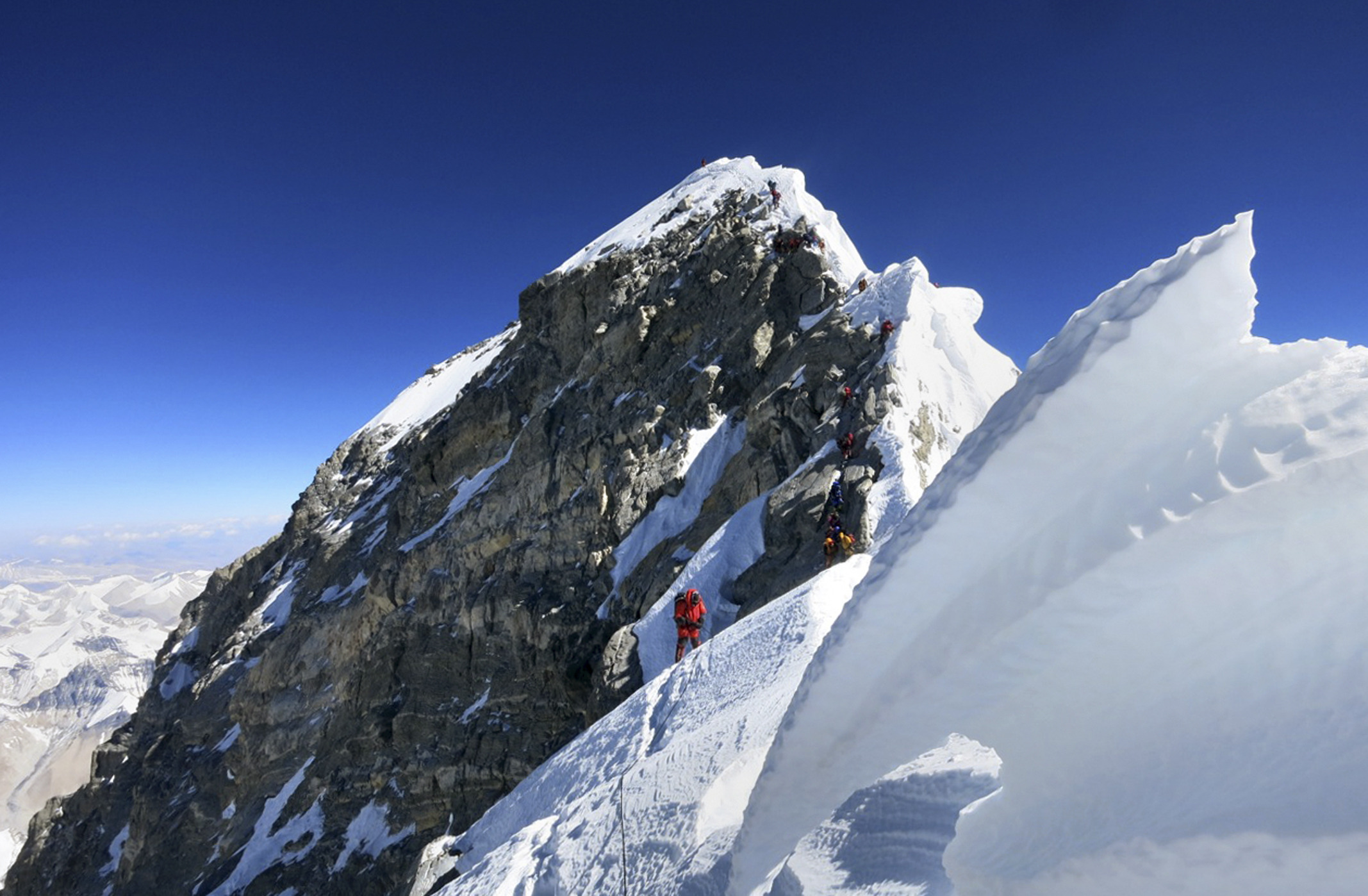 Guides hope Everest deaths will impel safety fixes Washington Examiner