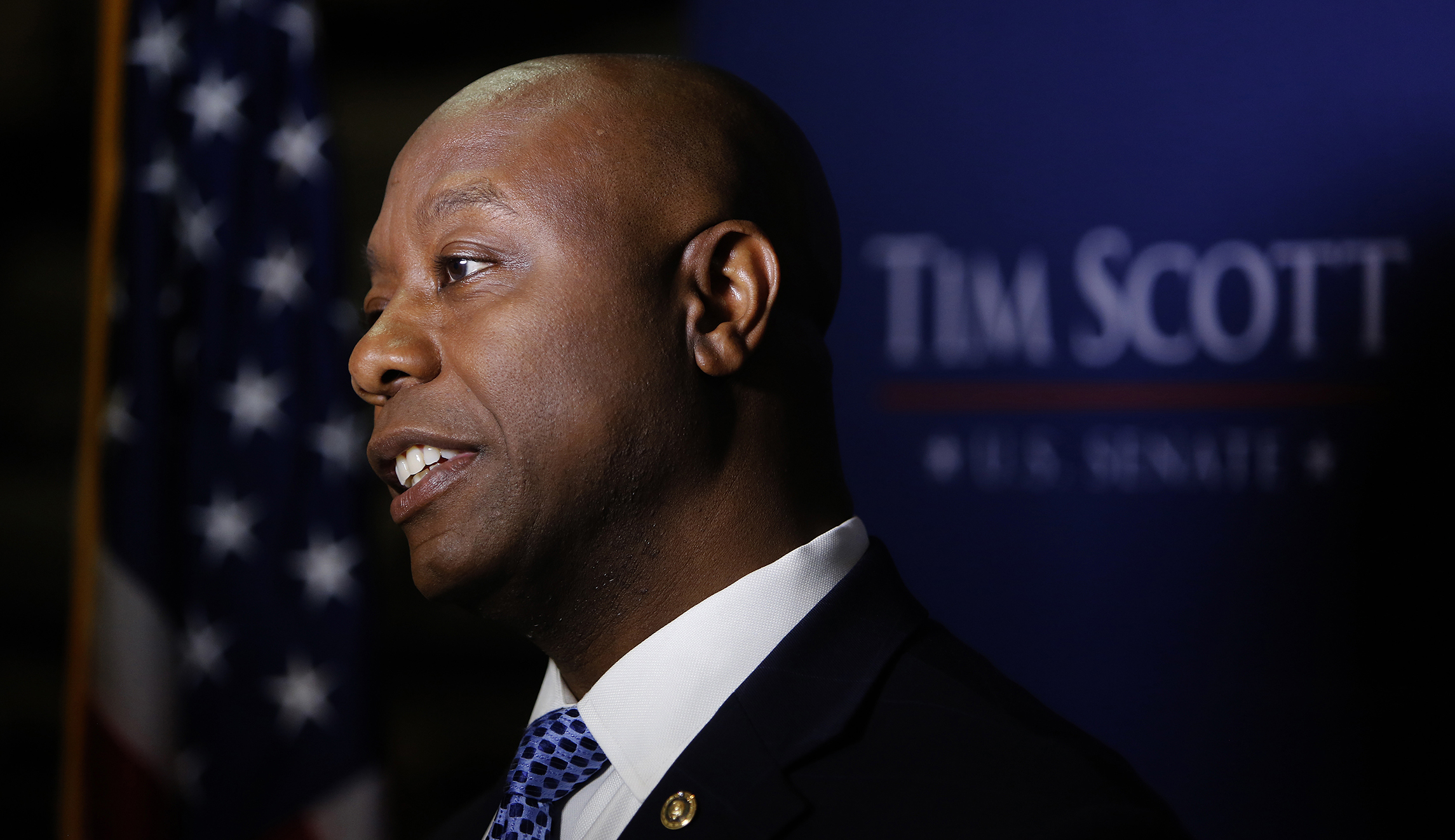 NextImg:Tim Scott gets engaged to girlfriend