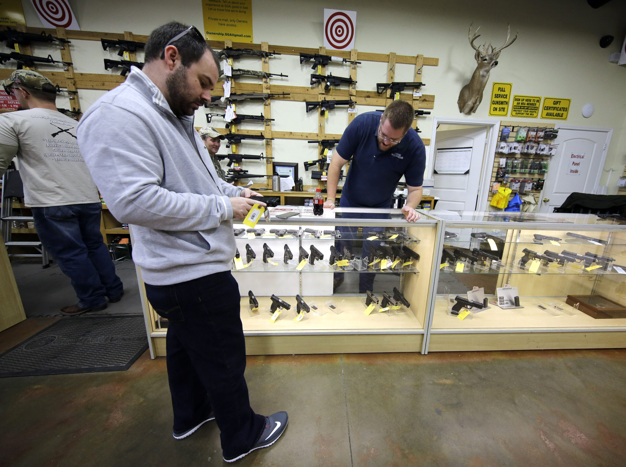 Illinois gun owners await firearm registry rules from state police