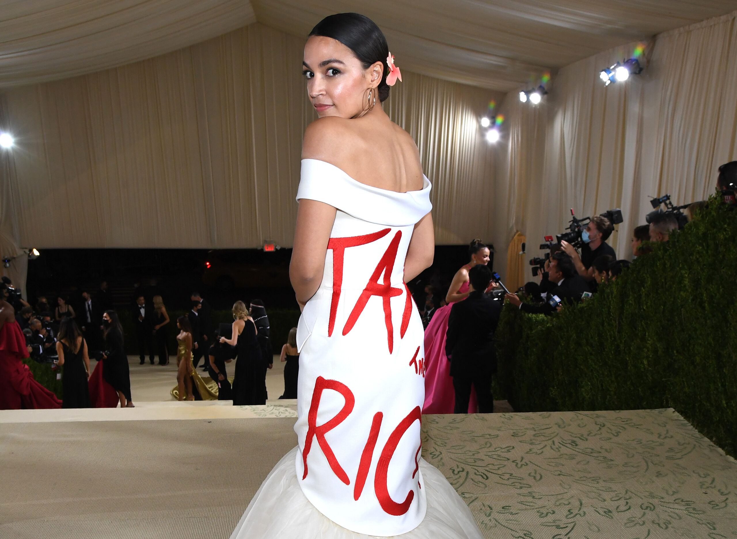 Tax AOC on all those Met Gala gifts - Washington Examiner