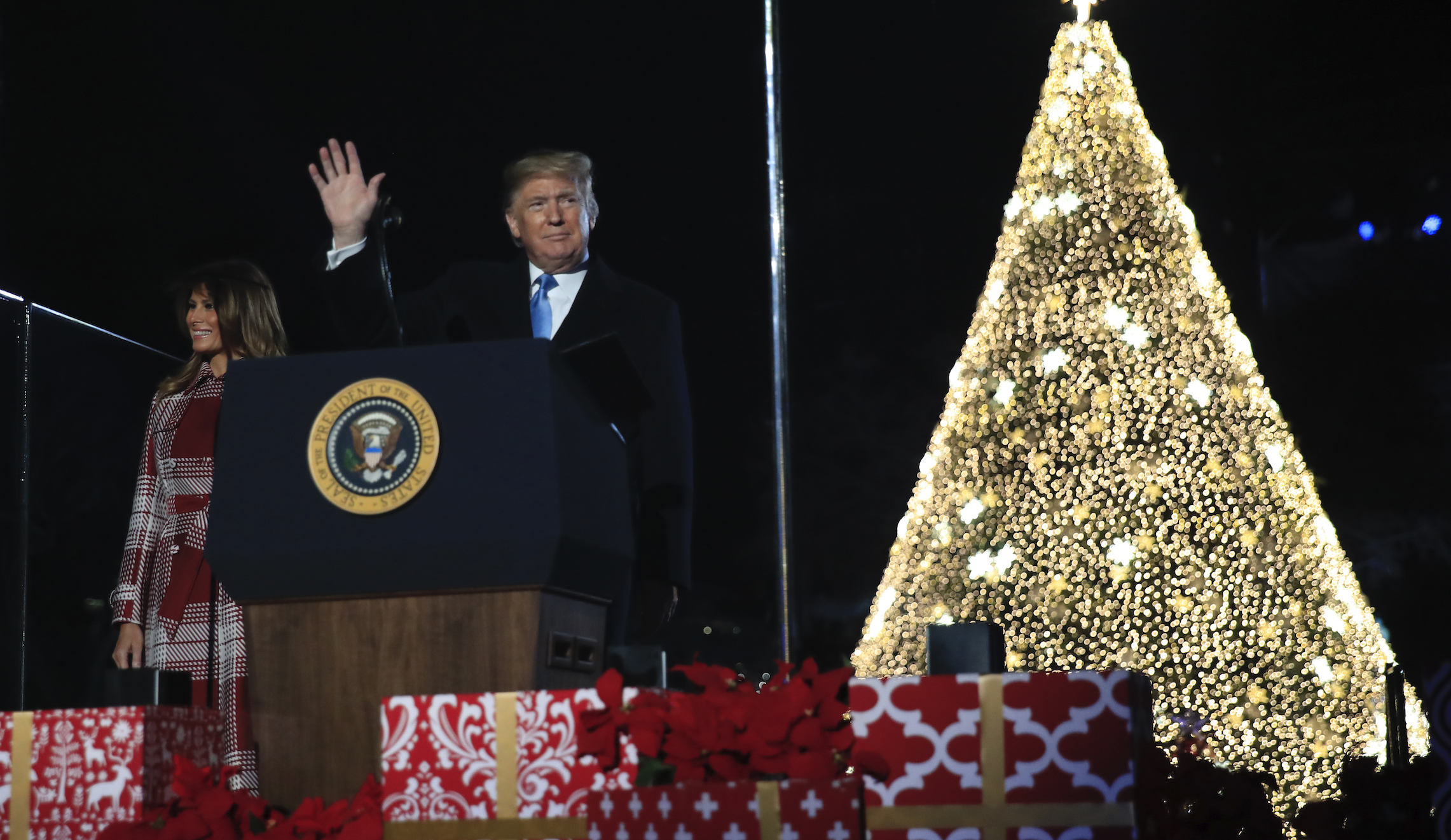 Trump signs order making Christmas Eve federal holiday