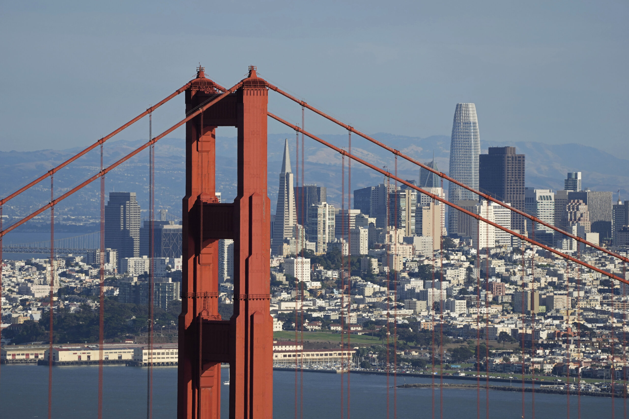 San Francisco considers forcing grocery stores to stay open amid crime