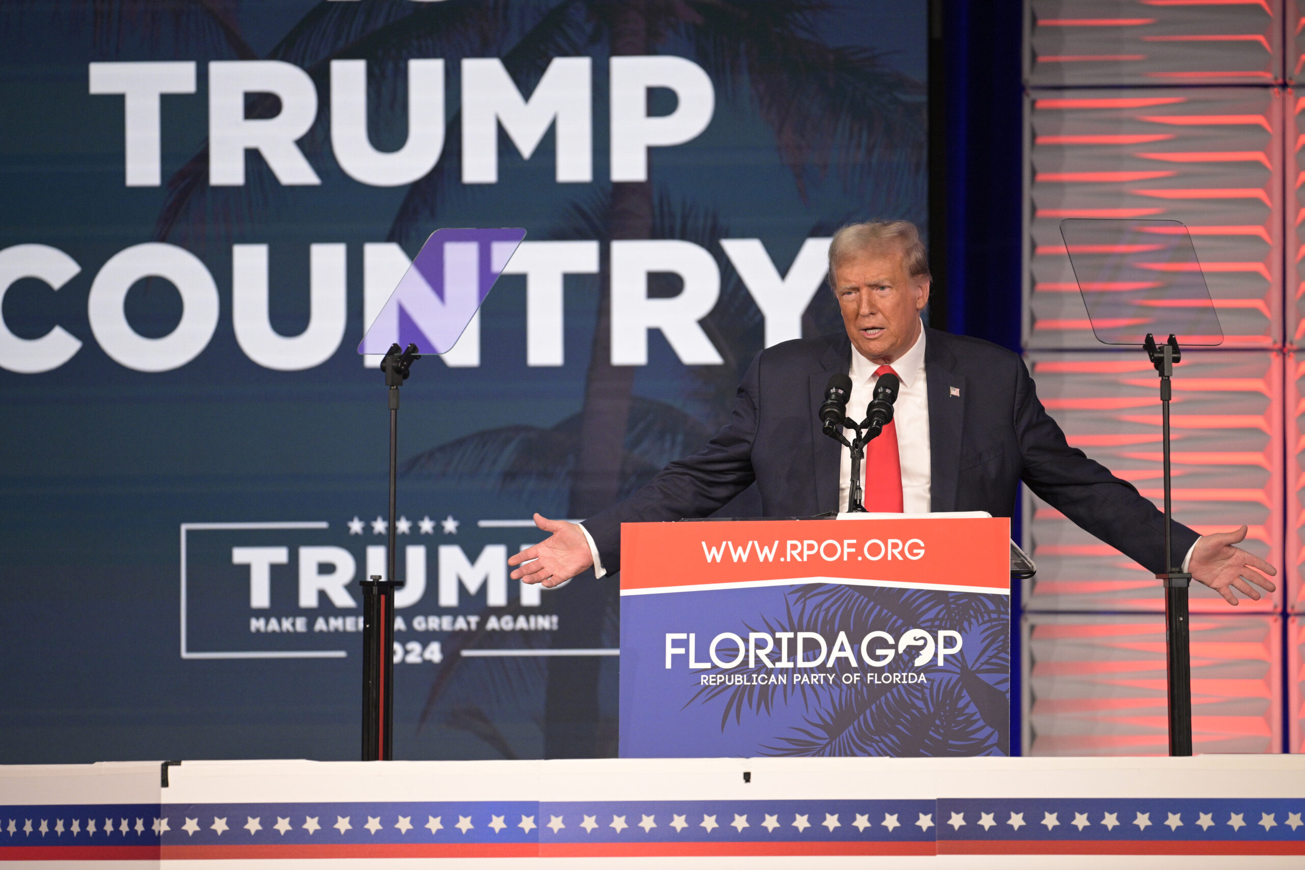 NextImg:Florida GOP will vote on endorsing Trump ahead of primary
