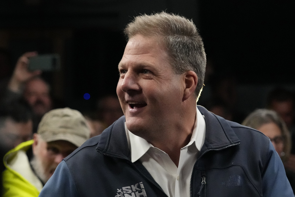 NextImg:Chris Sununu’s anonymity and envy of Rand Paul