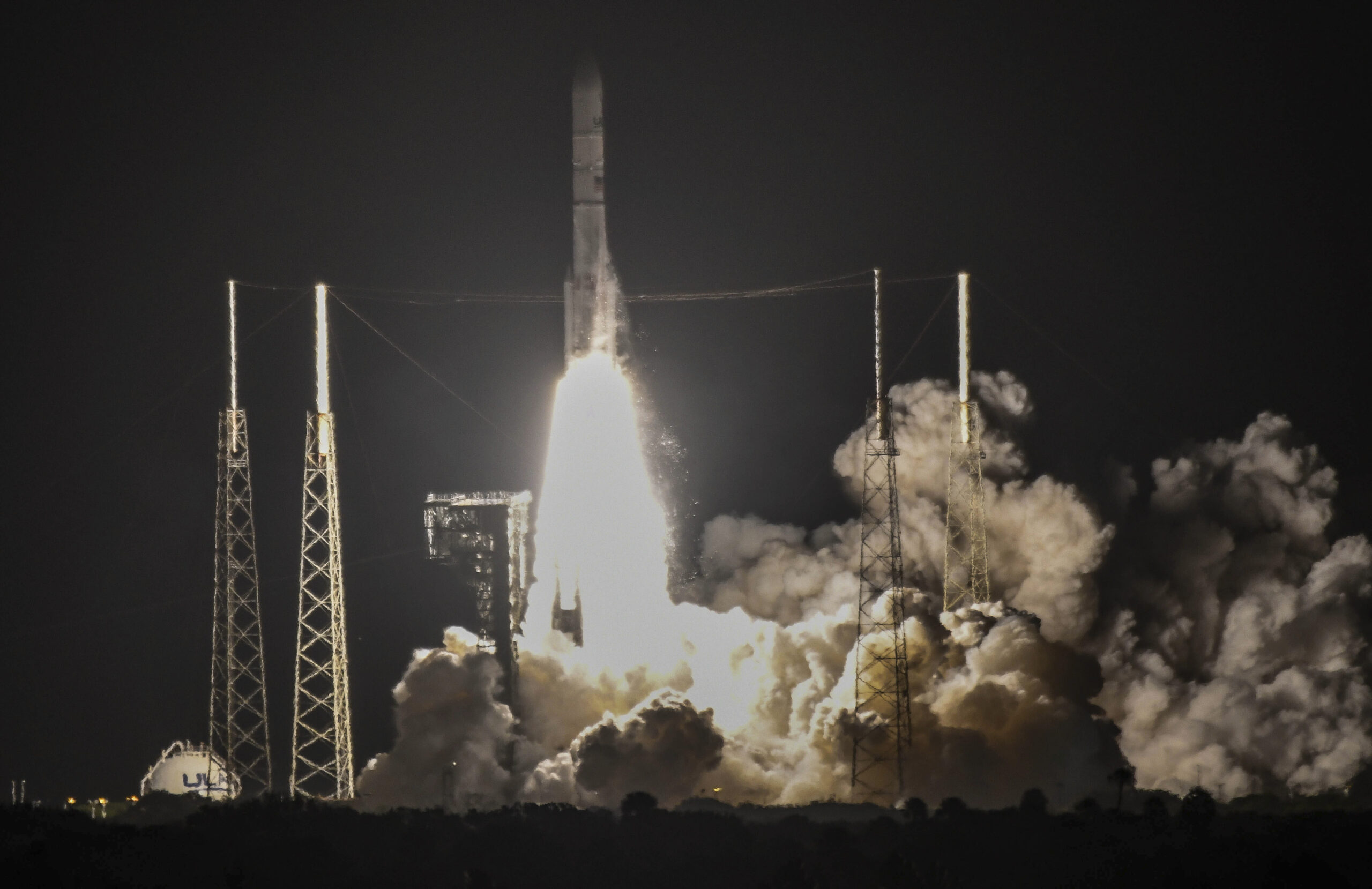 NextImg:First US lunar lander in more than 50 years rockets toward moon