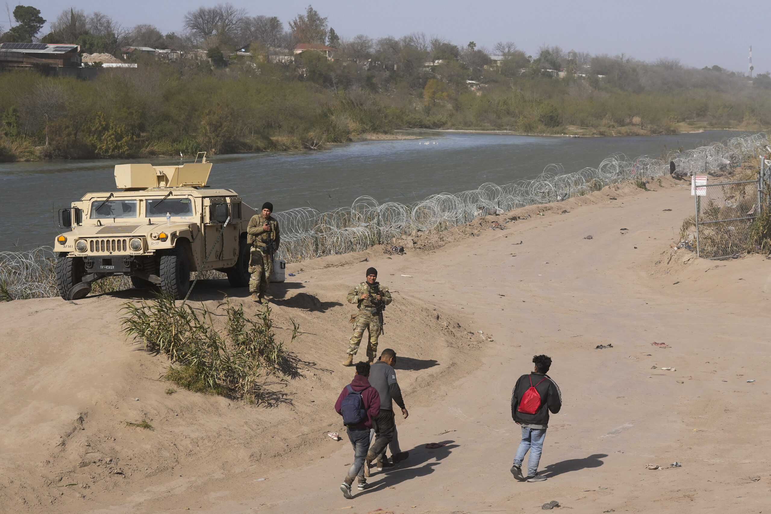 NextImg:Texas takes control of Eagle Pass park against city officials' wishes to prevent illegal border crossings