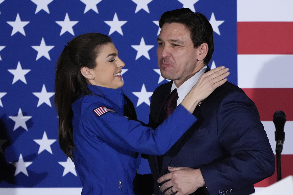 NextImg:DeSantis rejects pressure to drop out of GOP primary, heads to New Hampshire