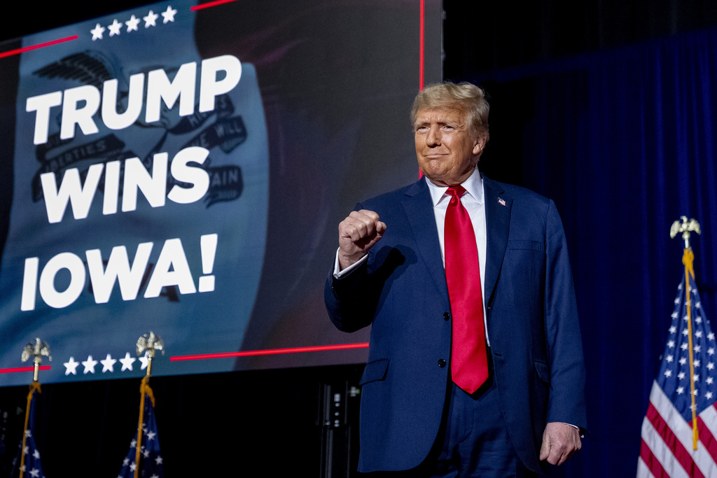 NextImg:The establishment won in Iowa