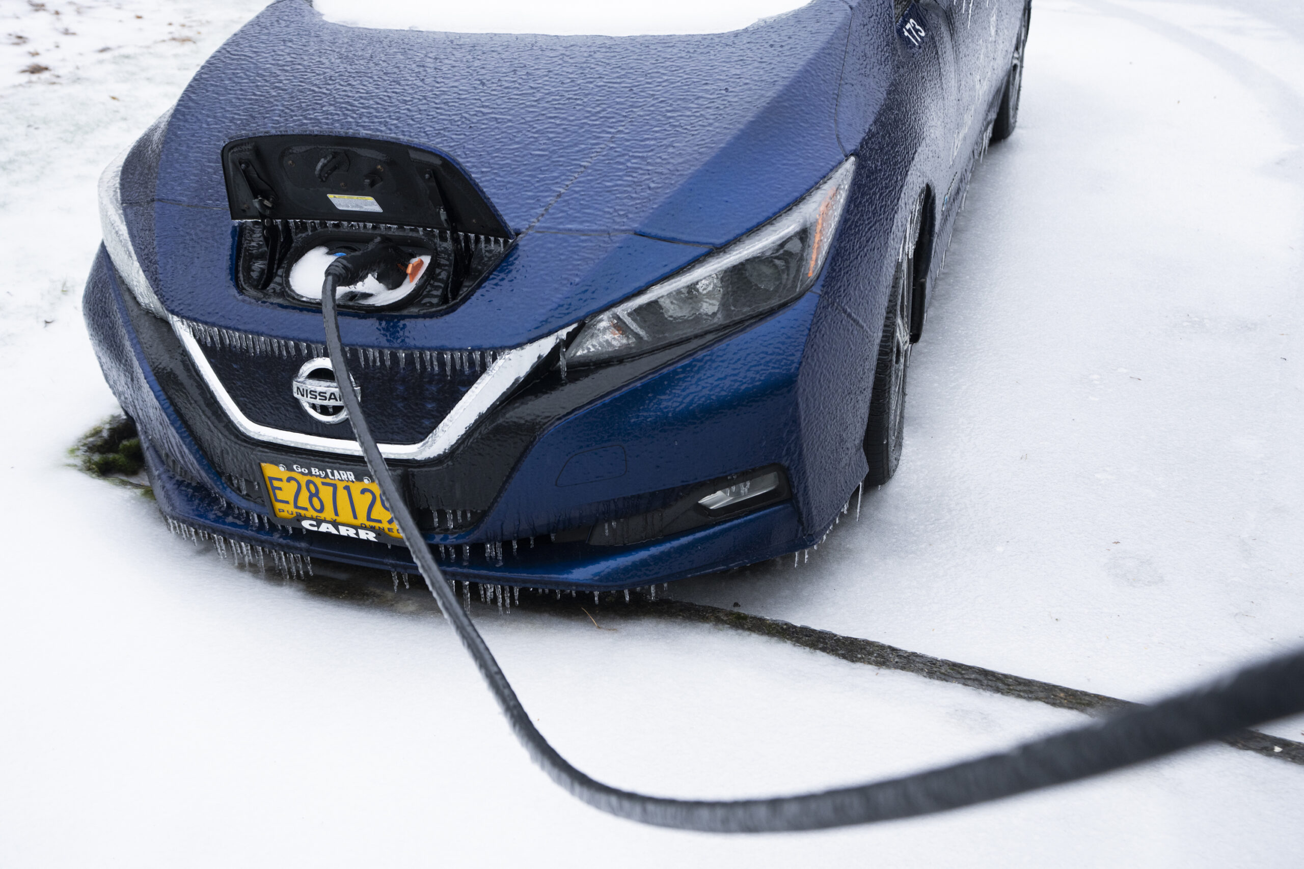 NextImg:Electric vehicle owners discover cold truth