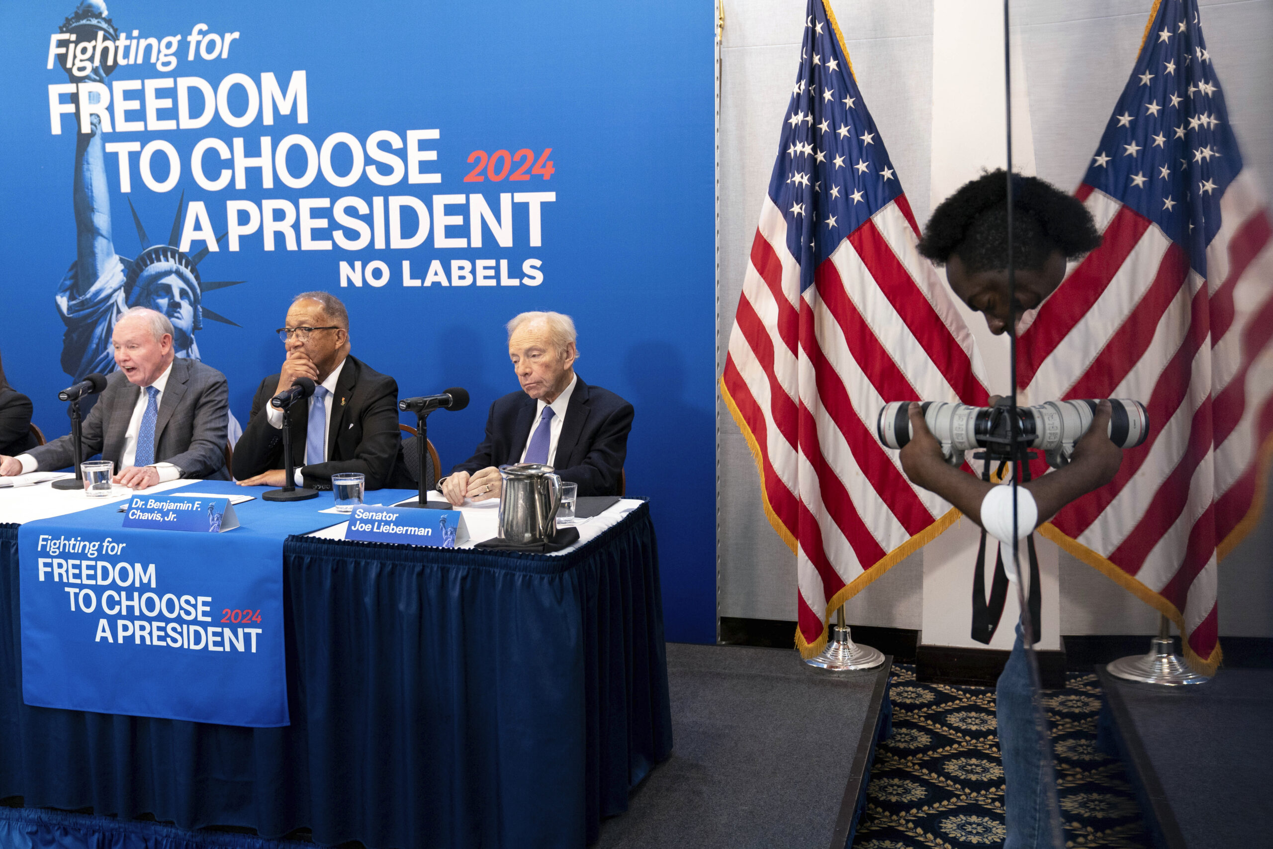 NextImg:Democratic groups file campaign finance complaints to uncover No Labels donors