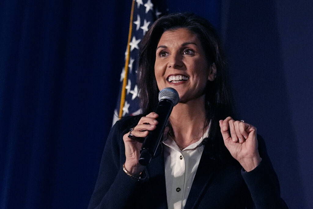 NextImg:Haley stays on message in New Hampshire, using Sununu as Trump attack dog
