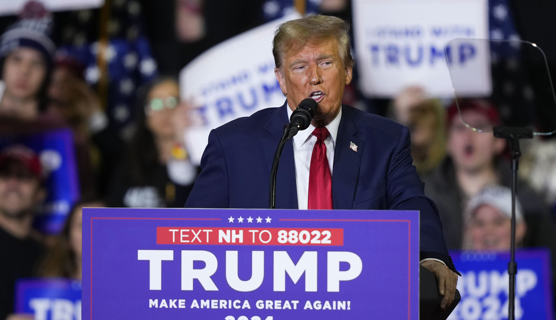 NextImg:WATCH LIVE: Trump holds New Hampshire rally hours after DeSantis endorsement