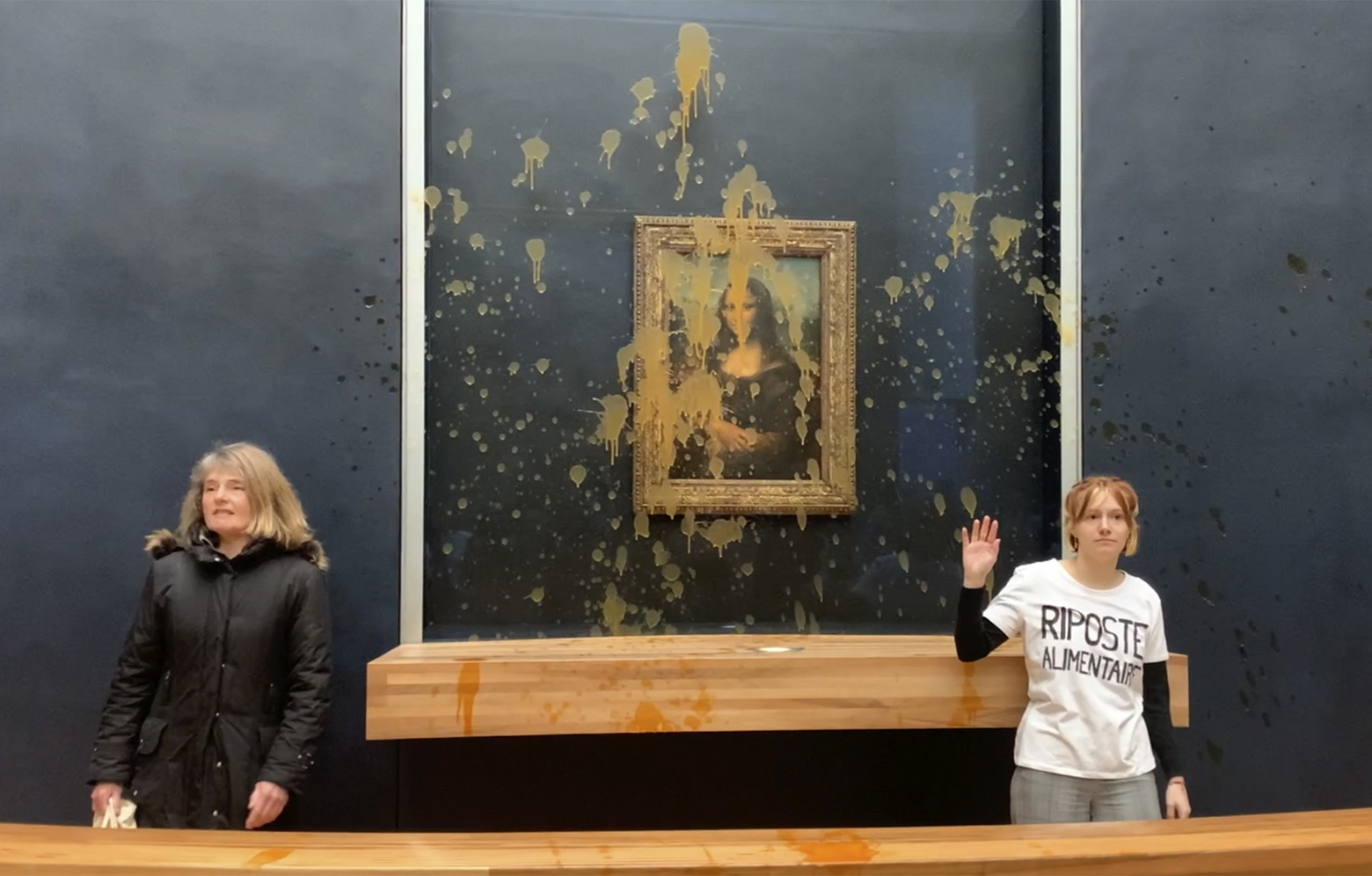 Hunger activists splash soup on ‘Mona Lisa’ in Paris museum