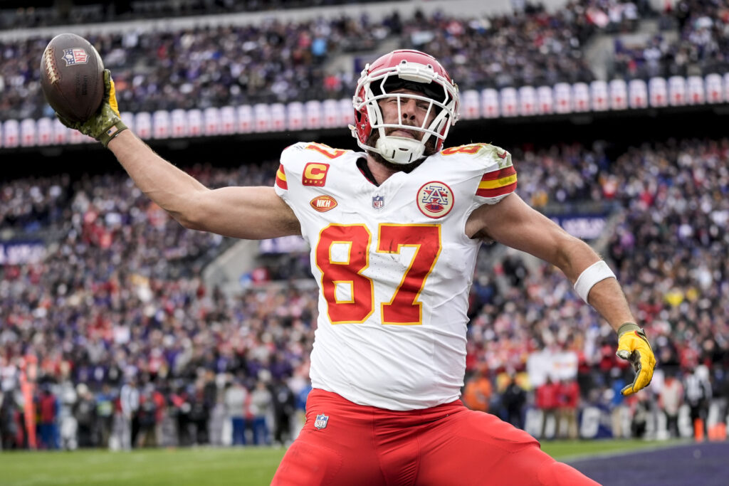 Mahomes and Kelce secure Super Bowl spot as Chiefs silence Ravens 17-10
