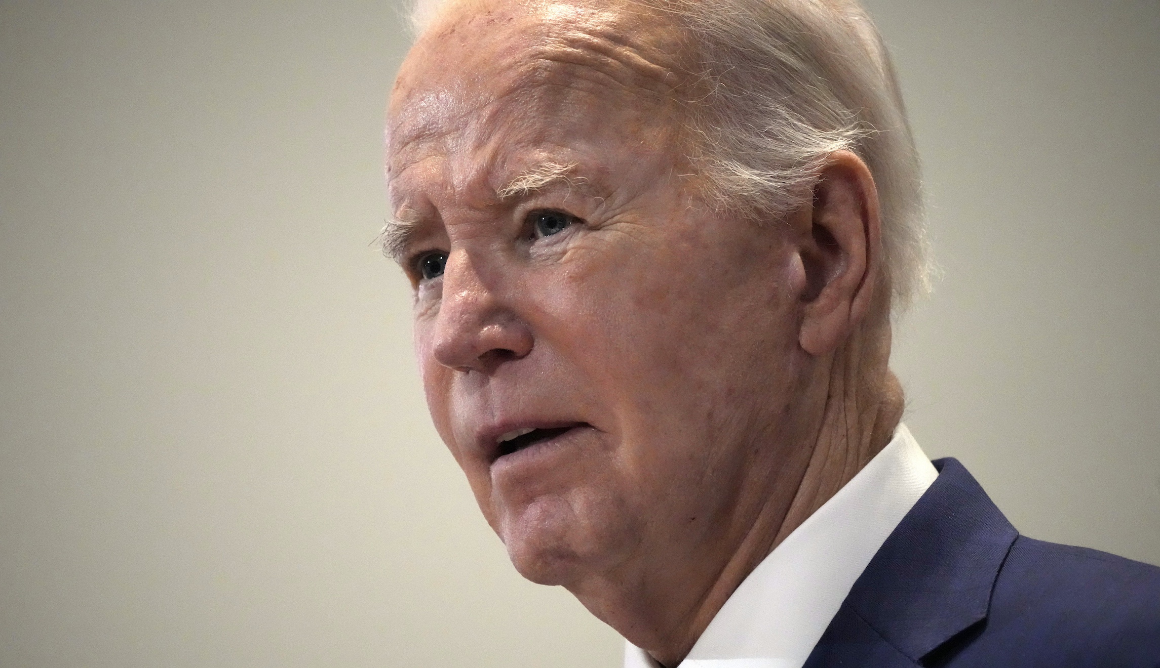 NextImg:Biden should focus more on 'being smarter than looking tougher' on border, California senator says