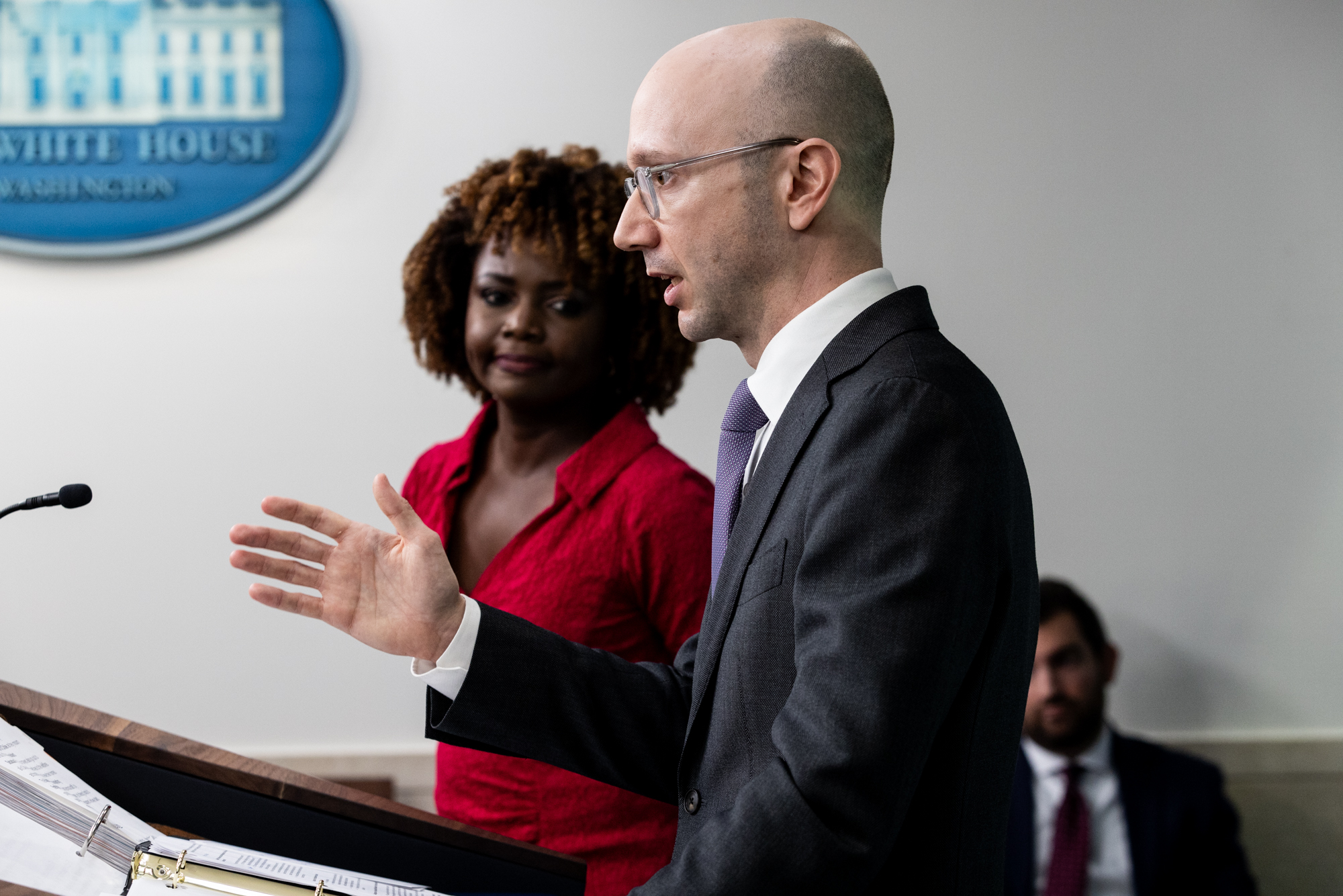 NextImg:White House does damage control on fallout from Biden classified documents report