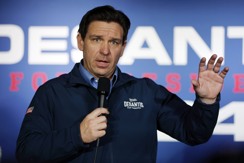 NextImg:DeSantis vetoes bill banning social media accounts for minors - Washington Examiner